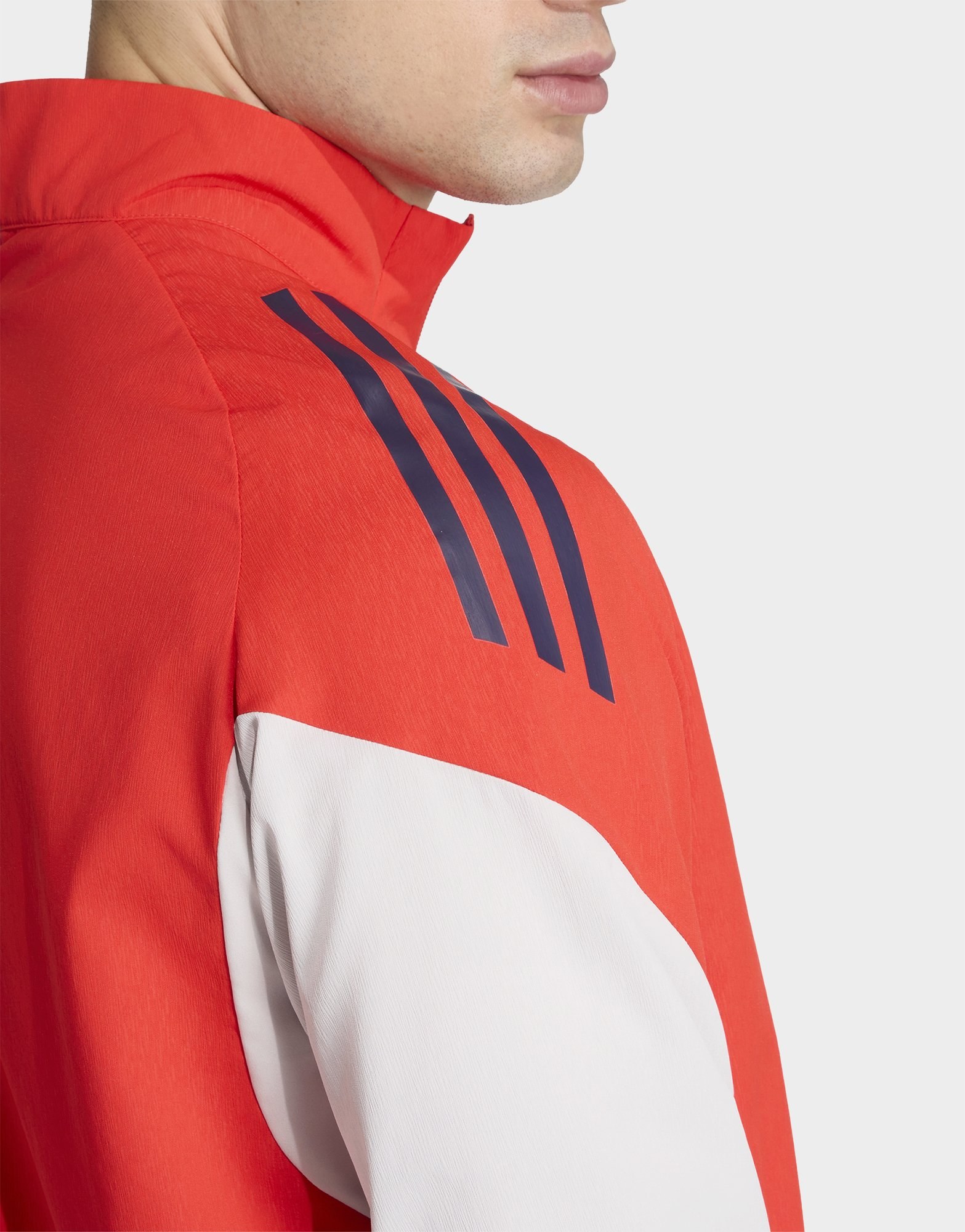 adidas FC Bayern Tiro 25 Präsentationsjacke