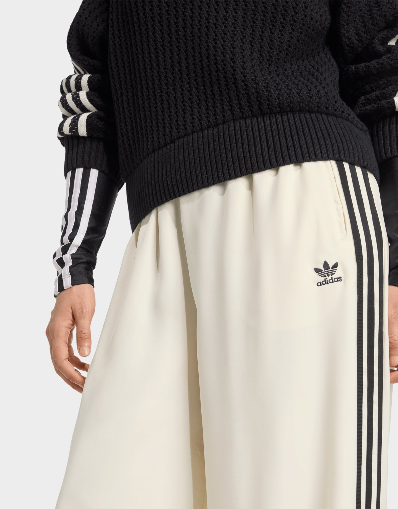adidas Originals Adicolor Satin Wide Leg Trainingshose