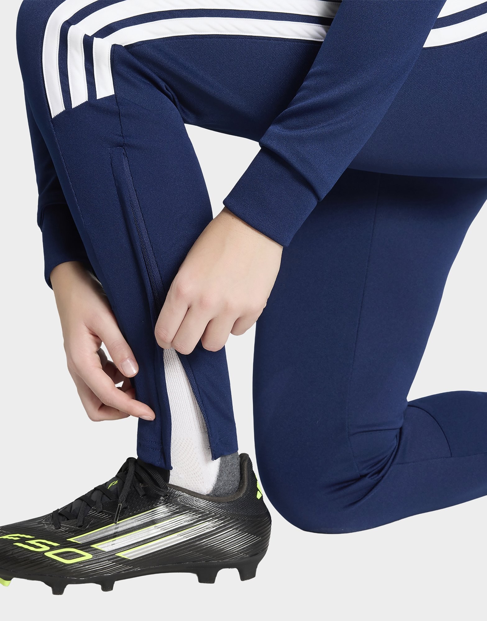 adidas Tiro26 Liga Trainingshose, Regulär Geschnitten