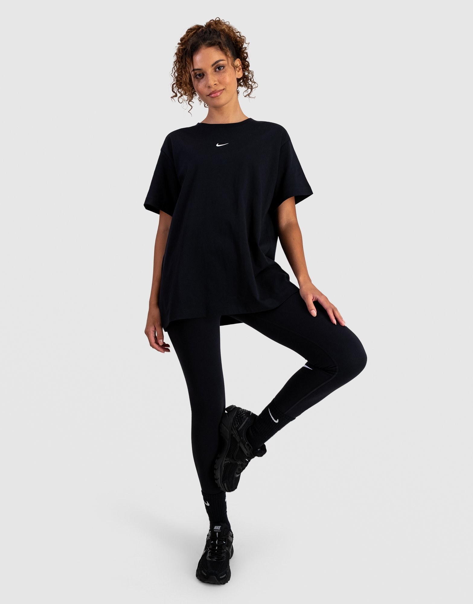Nike WOMEN'S OVERSIZED
