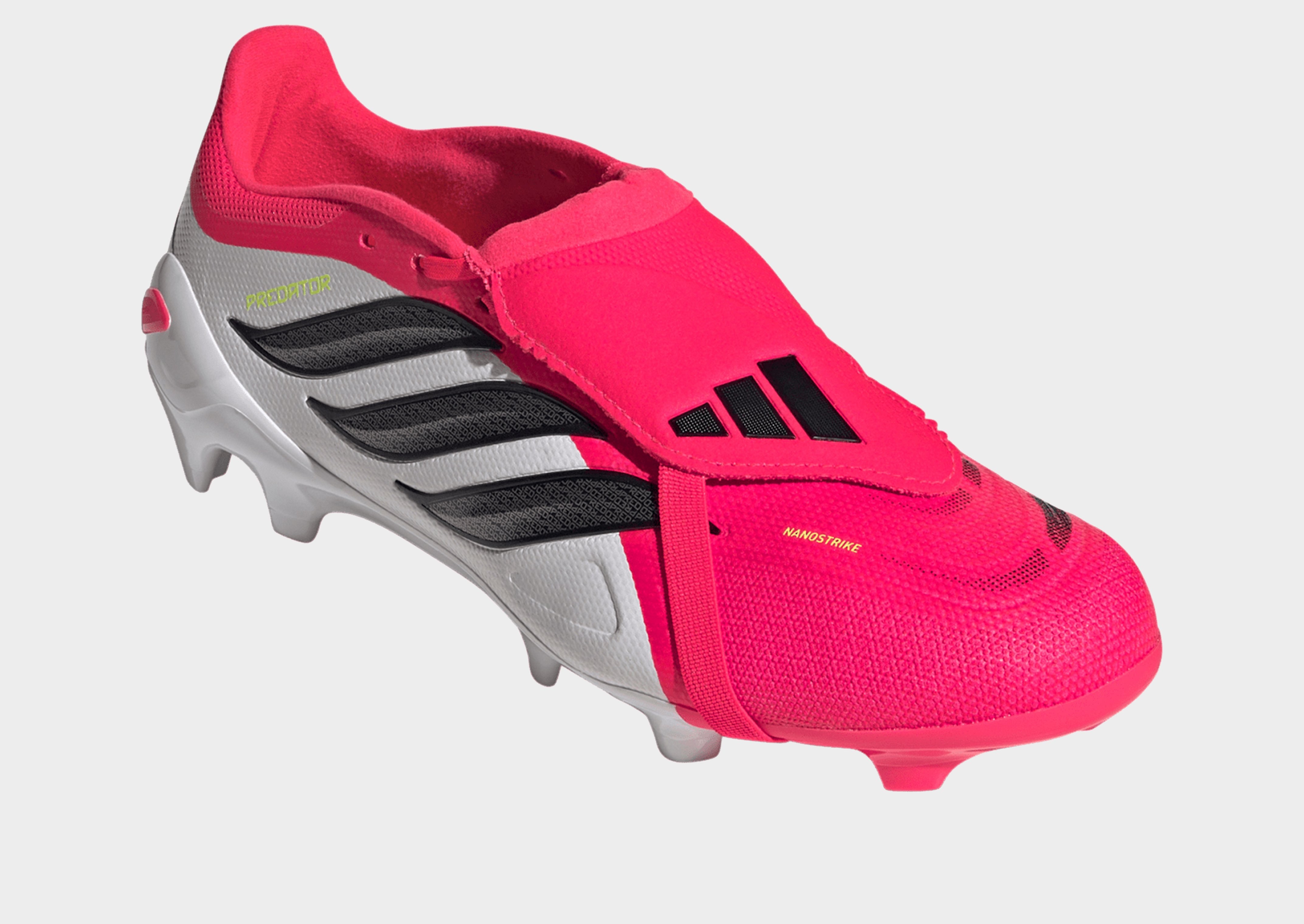 adidas Predator League Fußballschuh, Feste Böden, Umschlagbare Zunge