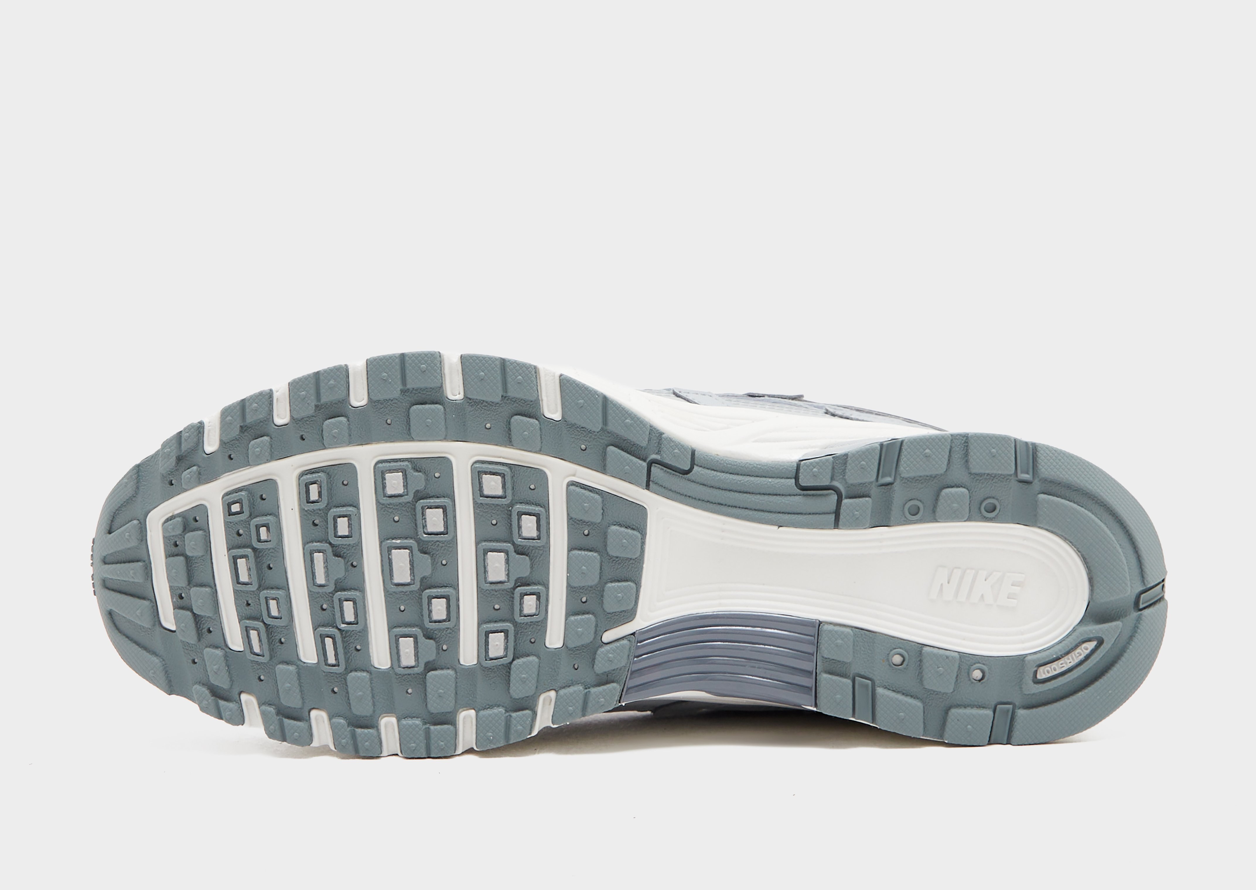 Nike P-6000