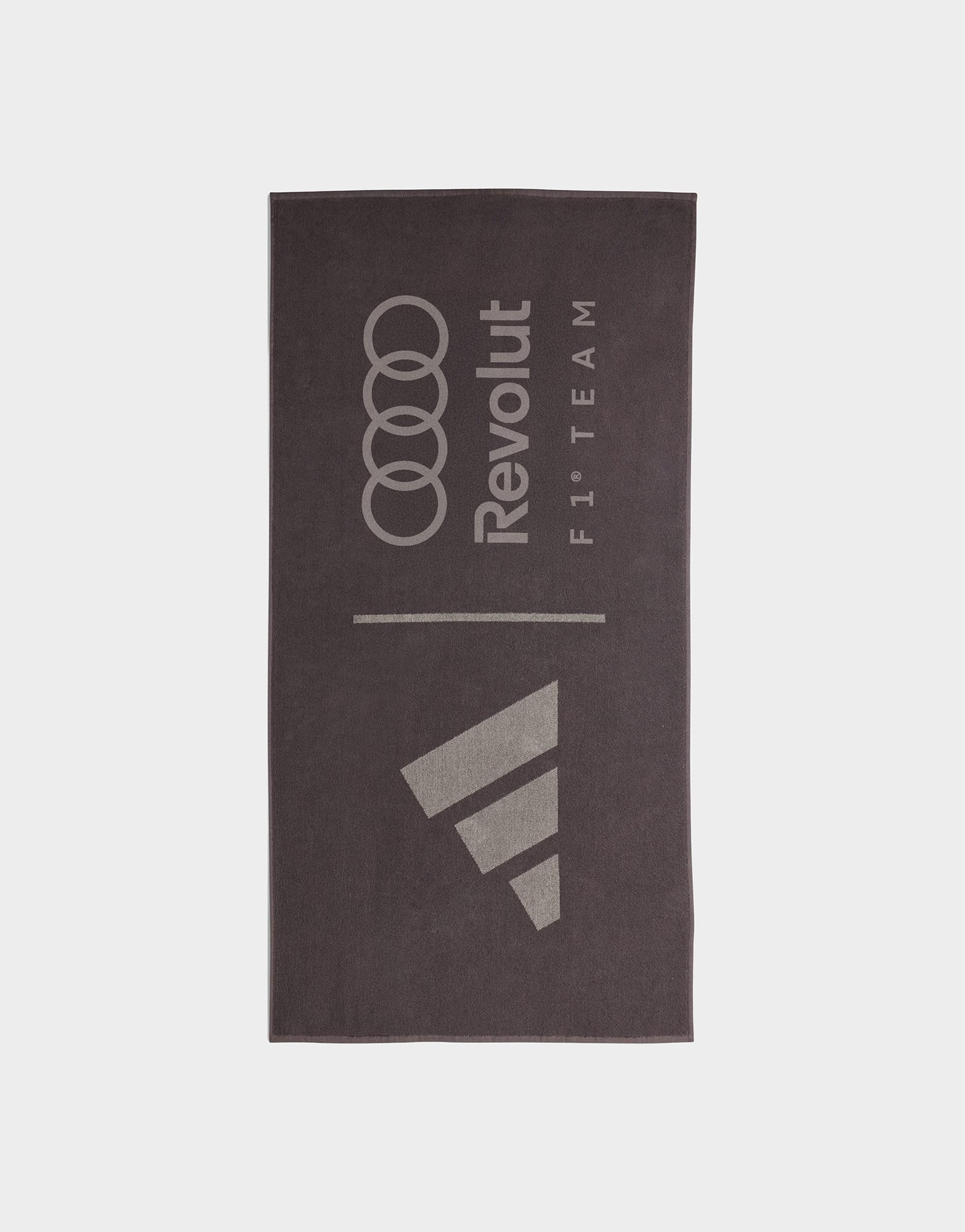 adidas AUDI REVOLUT F1 TEAM HANDTUCH