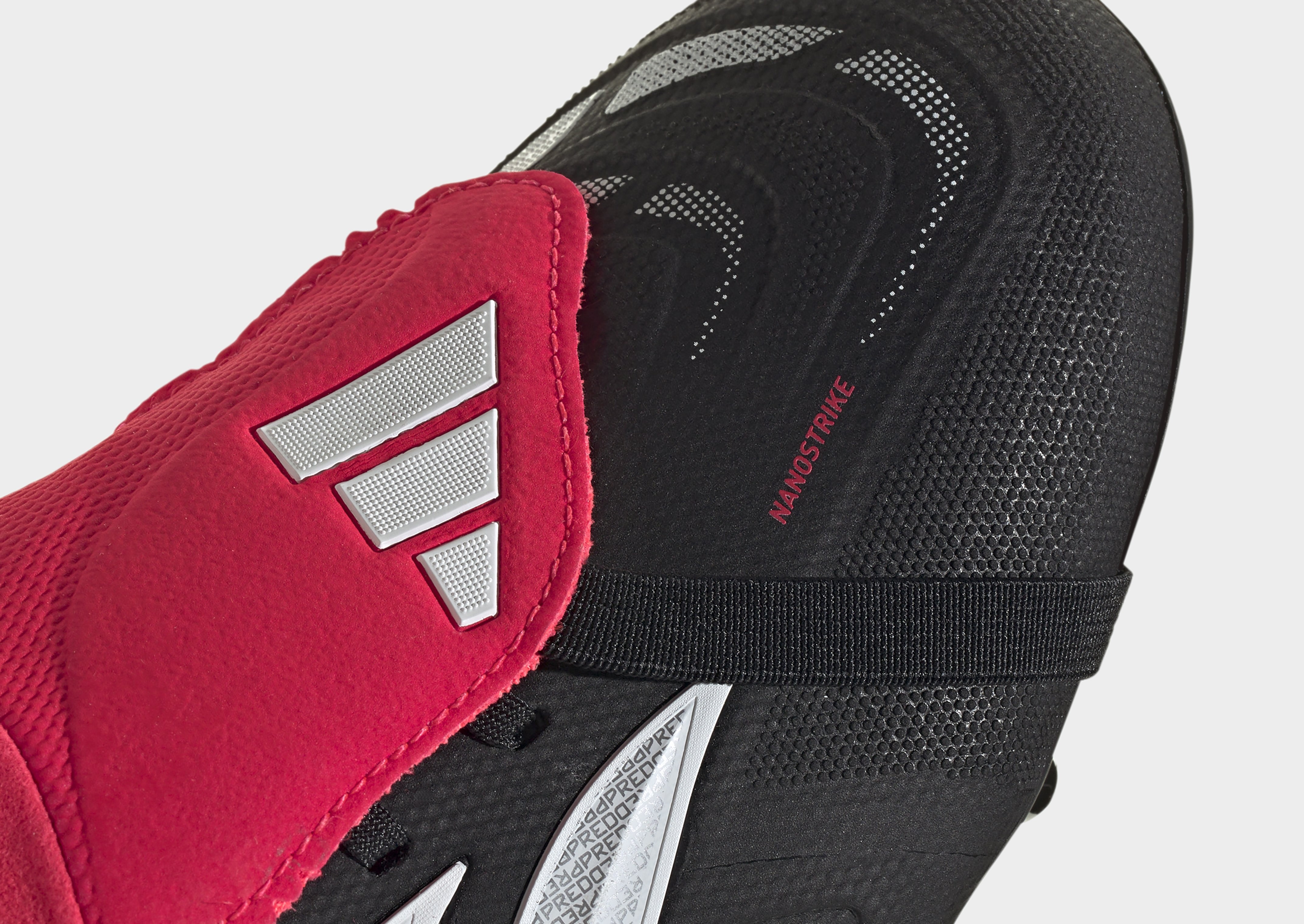 adidas Predator League Fußballschuhe Mit Umklappbarer Zunge Für Kunstrasen.