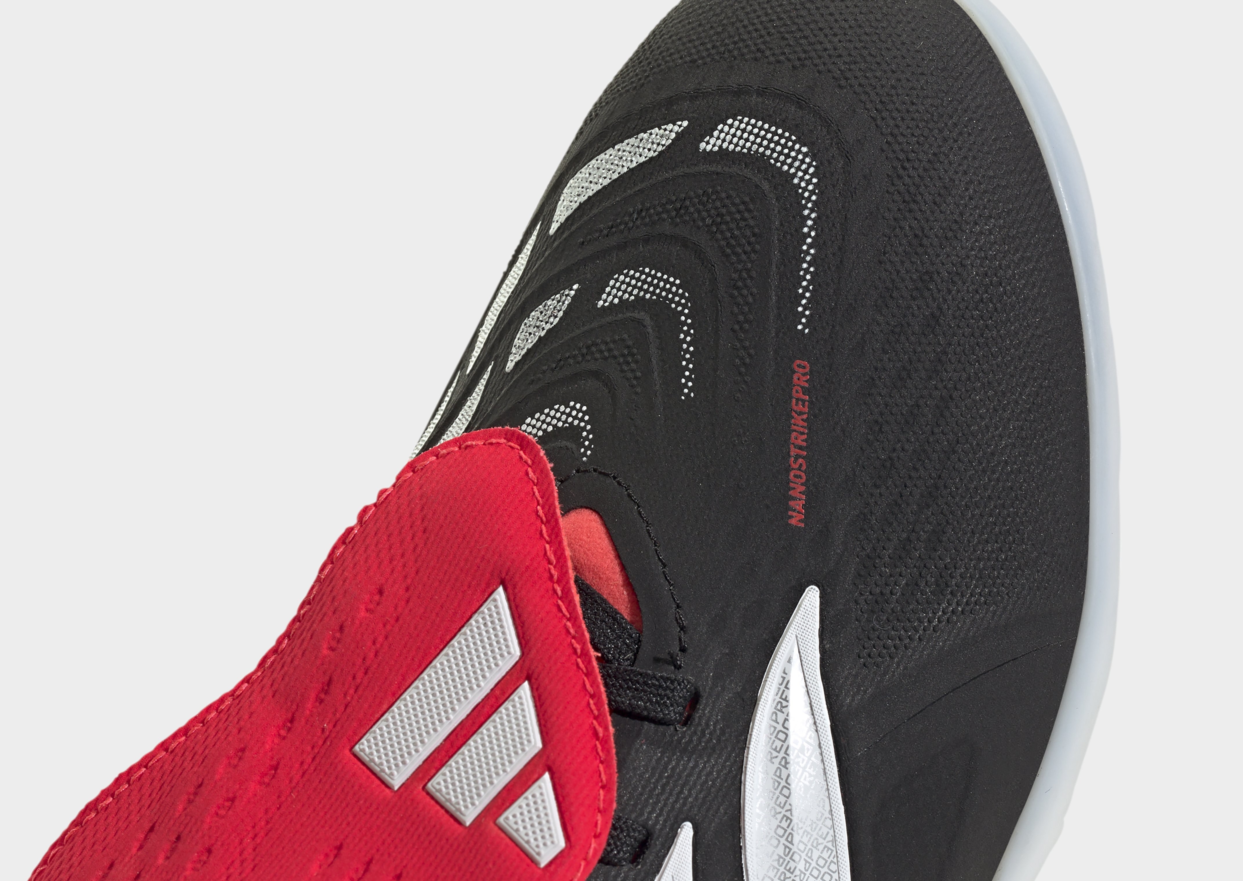 adidas Predator Pro Fußballschuh, Rollrasen, Umschlagbare Zunge