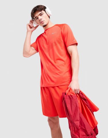 Nike Stride T-Shirt