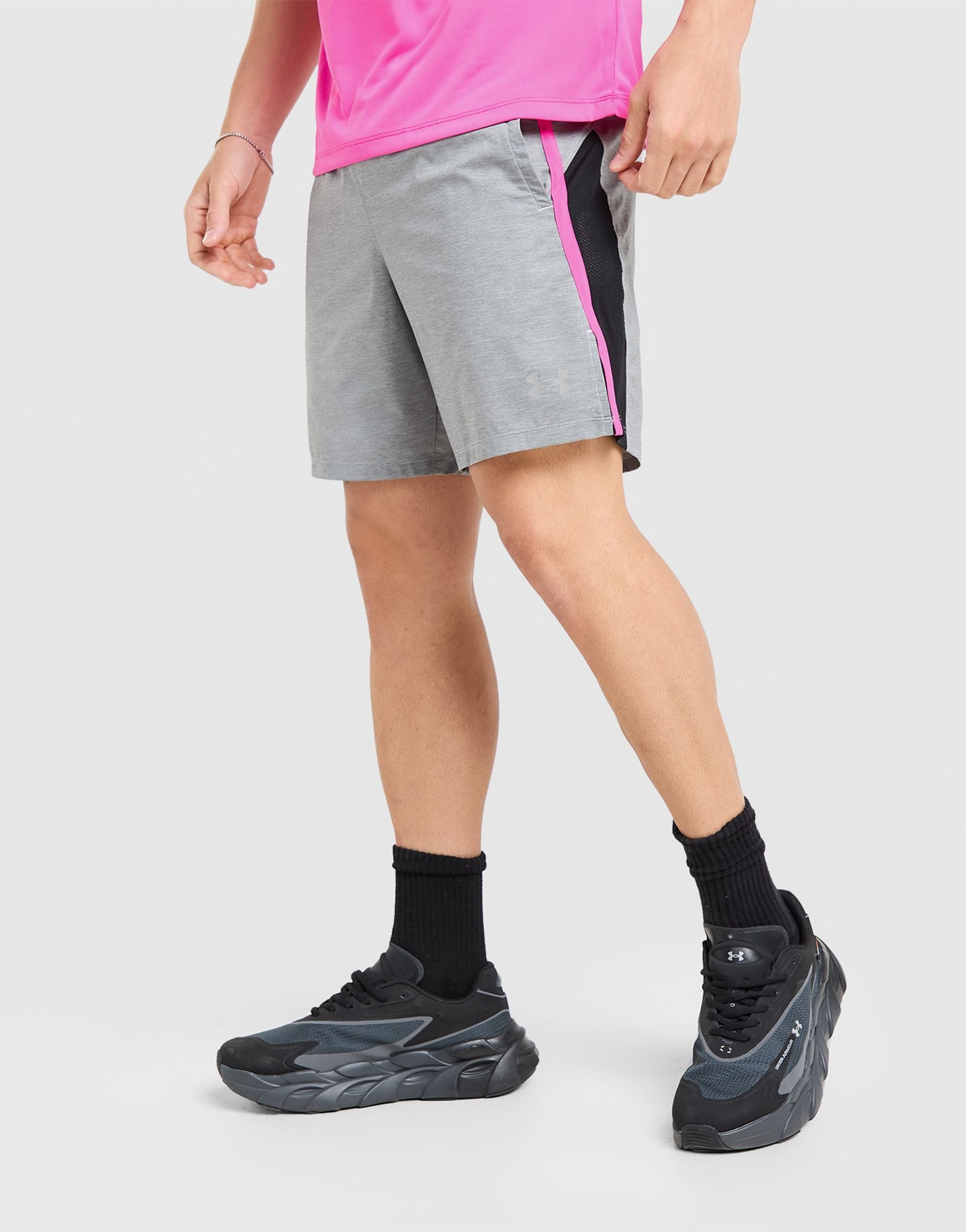 Under Armour Launch 7" Shorts
