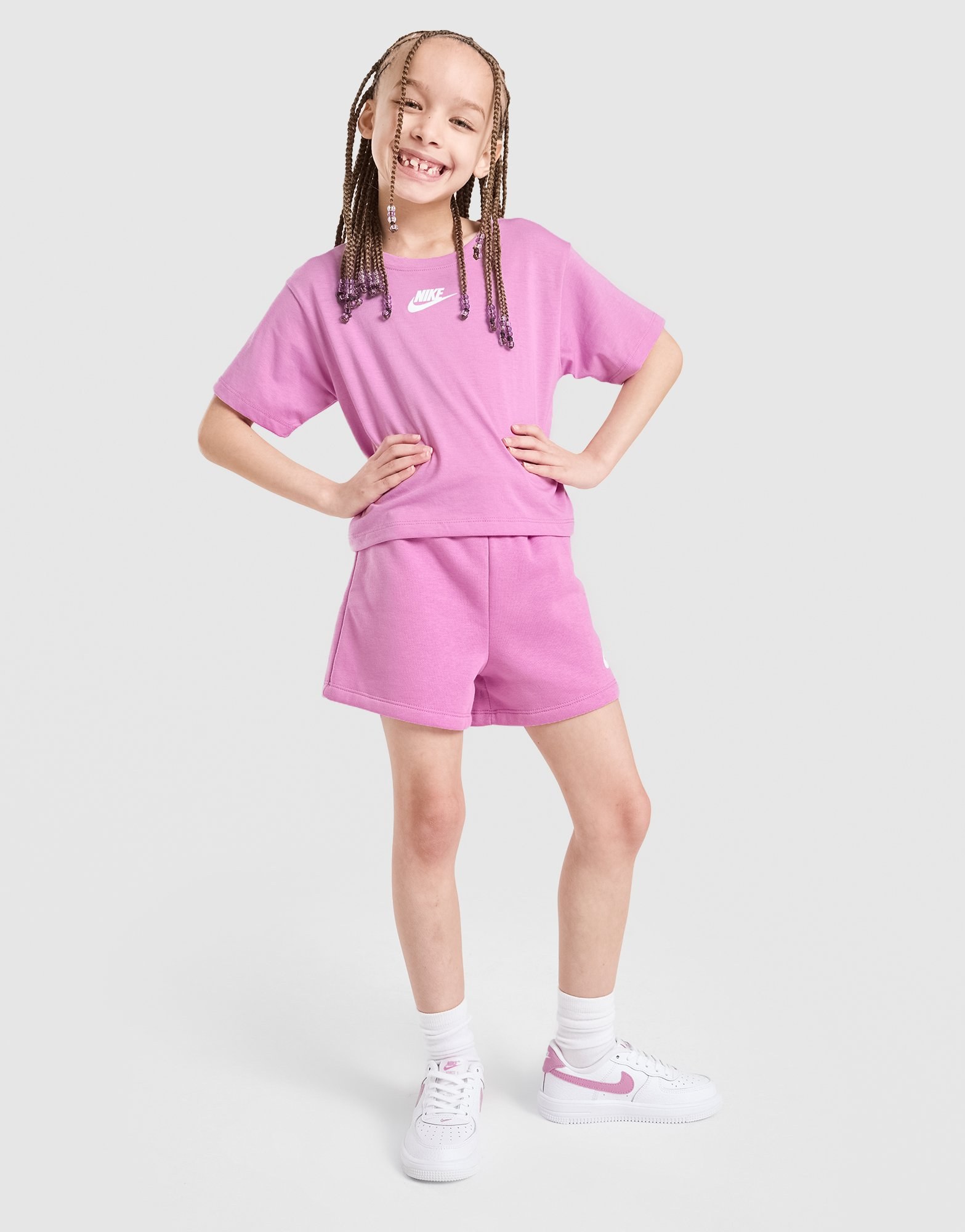 Nike Girls' Repeat T-Shirt/Shorts Set Children