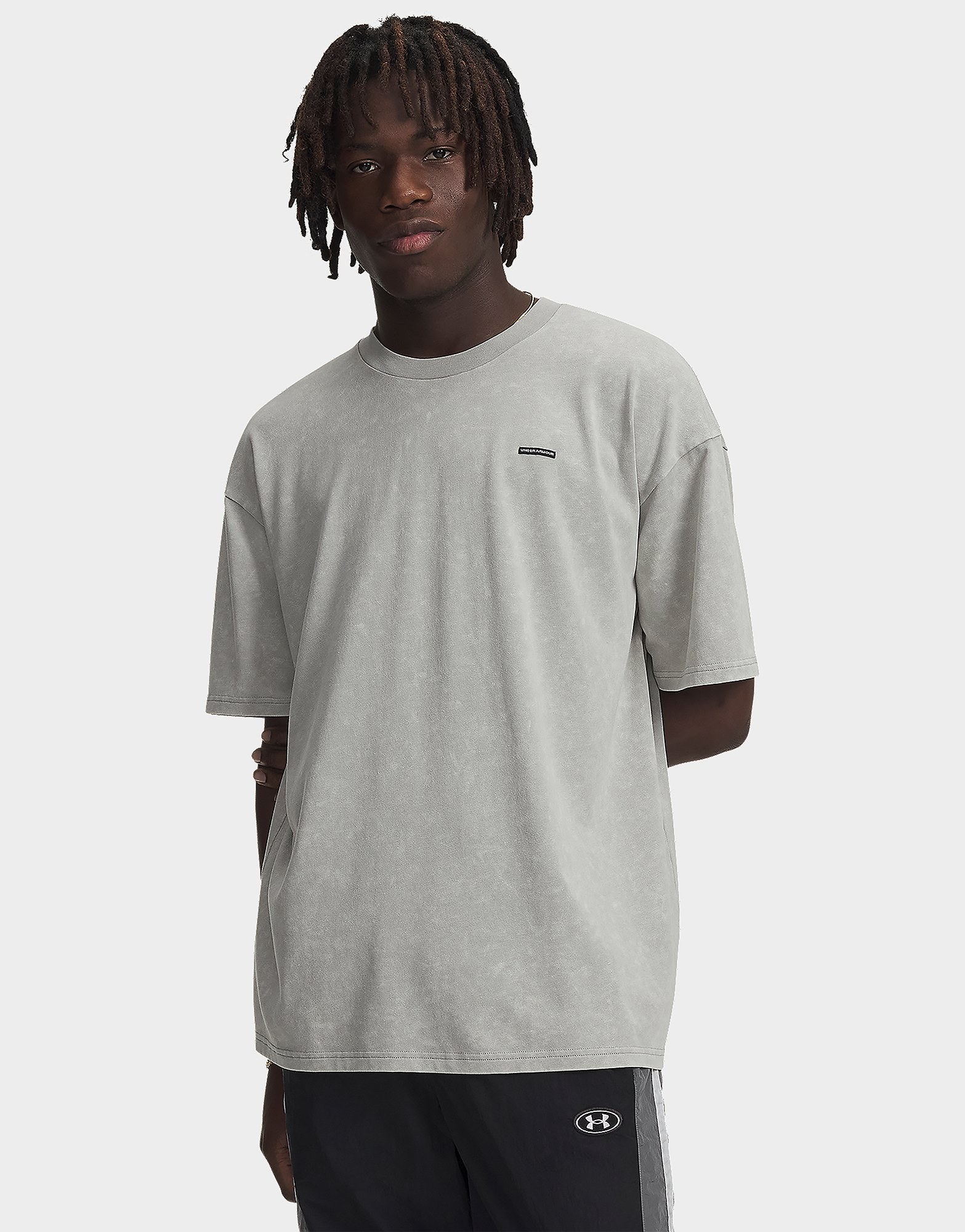 Under Armour Heavyweight Logo Wash T-shirt mit Oversize-Passform