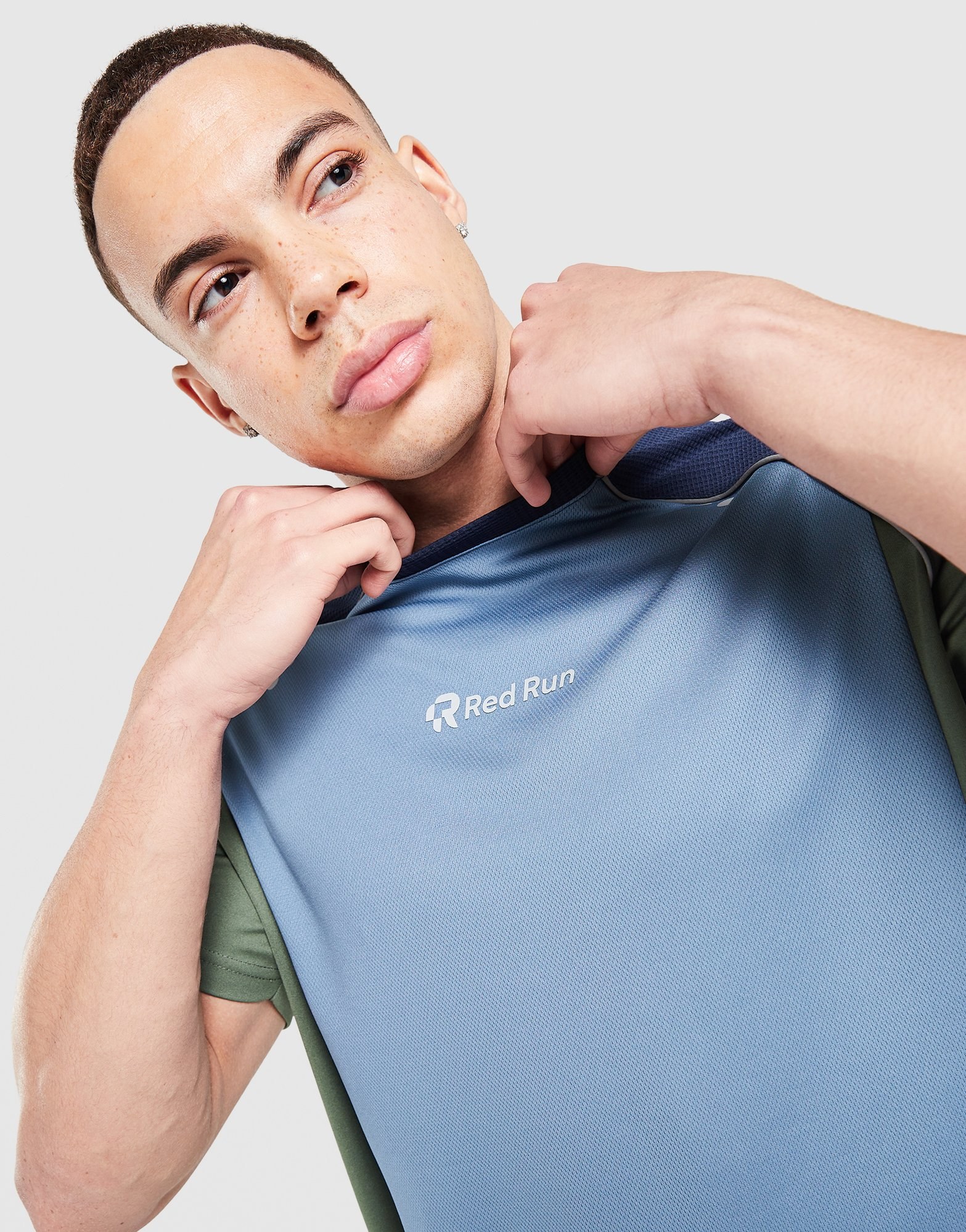 Red Run Activewear Midnight Moss Technical Runner T-Shirt