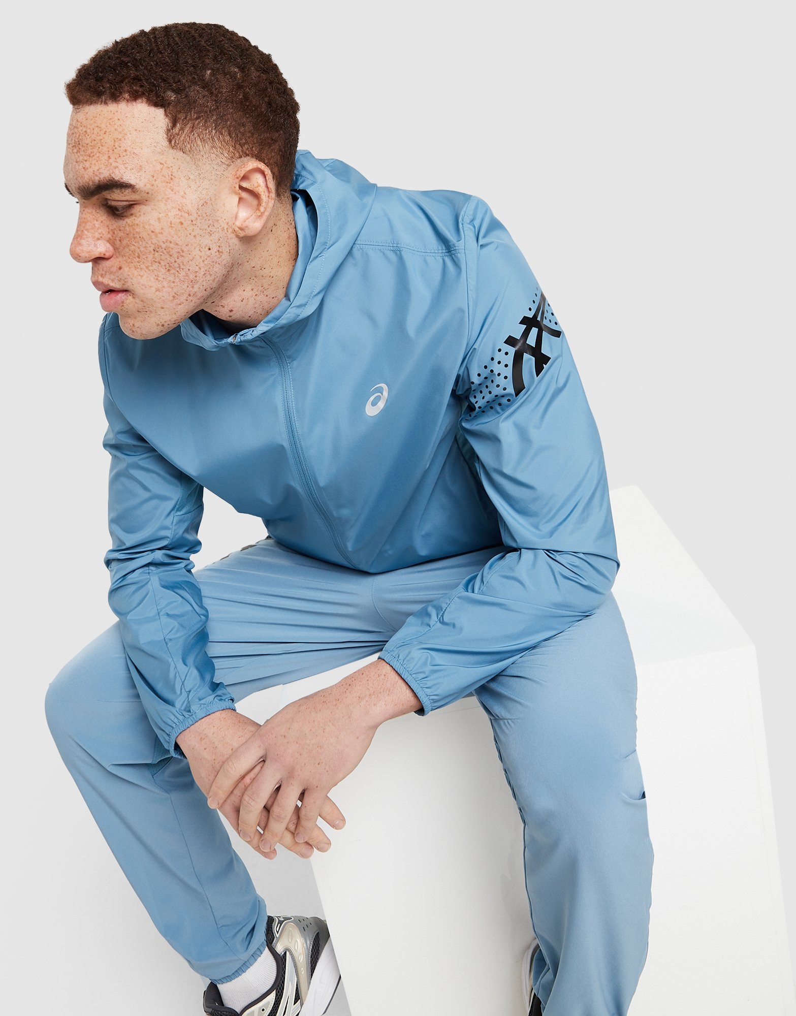 ASICS Icon Jacke