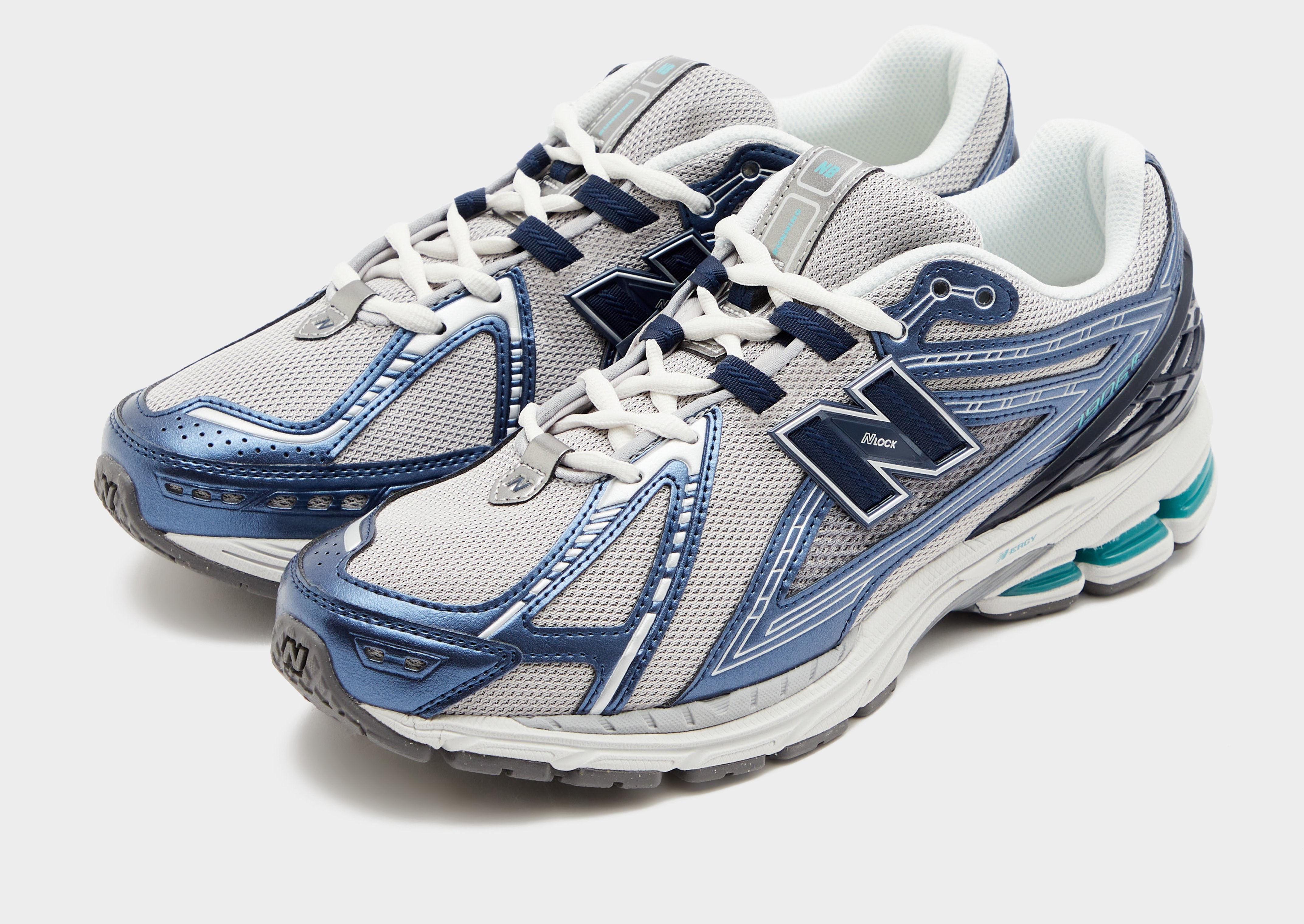 New Balance 1906R