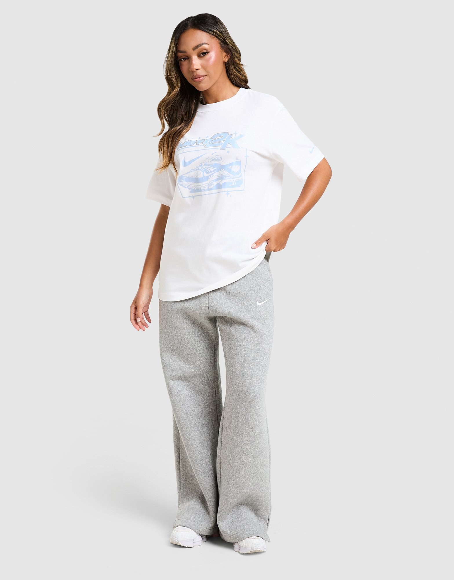 Nike Air Max Moto 2K Boyfriend T-Shirt