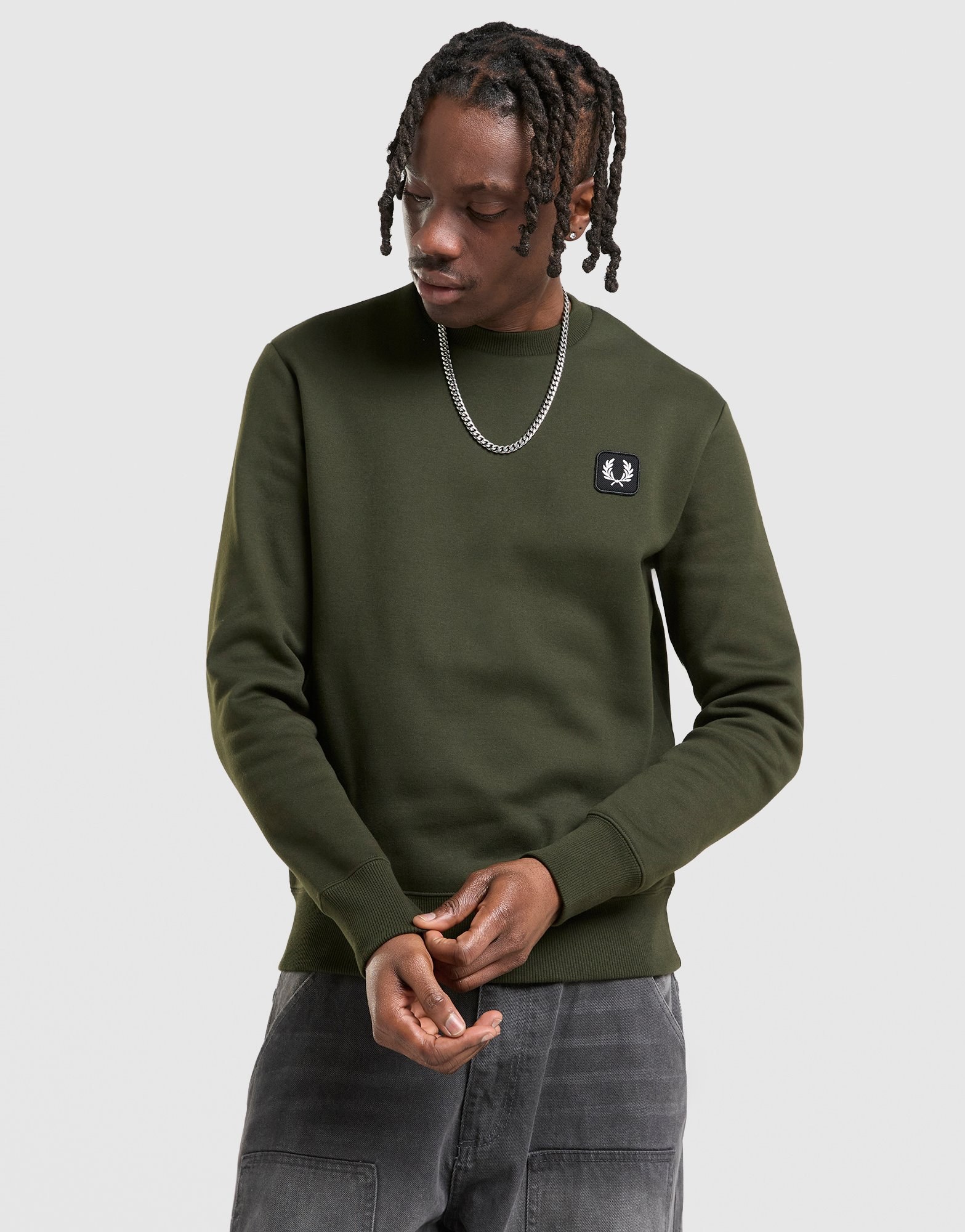 Fred Perry Badge Crew Sweatshirt