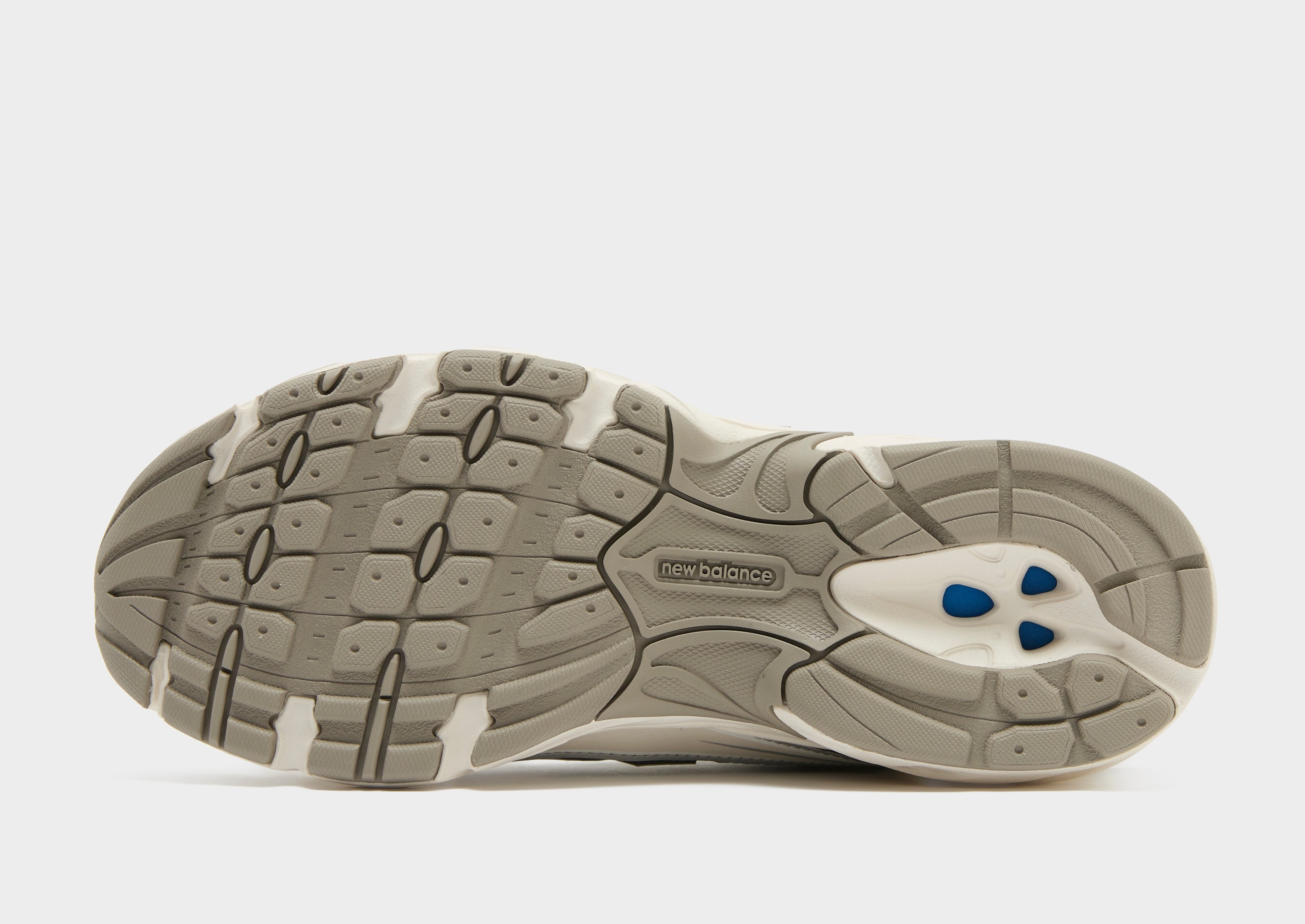 New Balance 740 Women's
