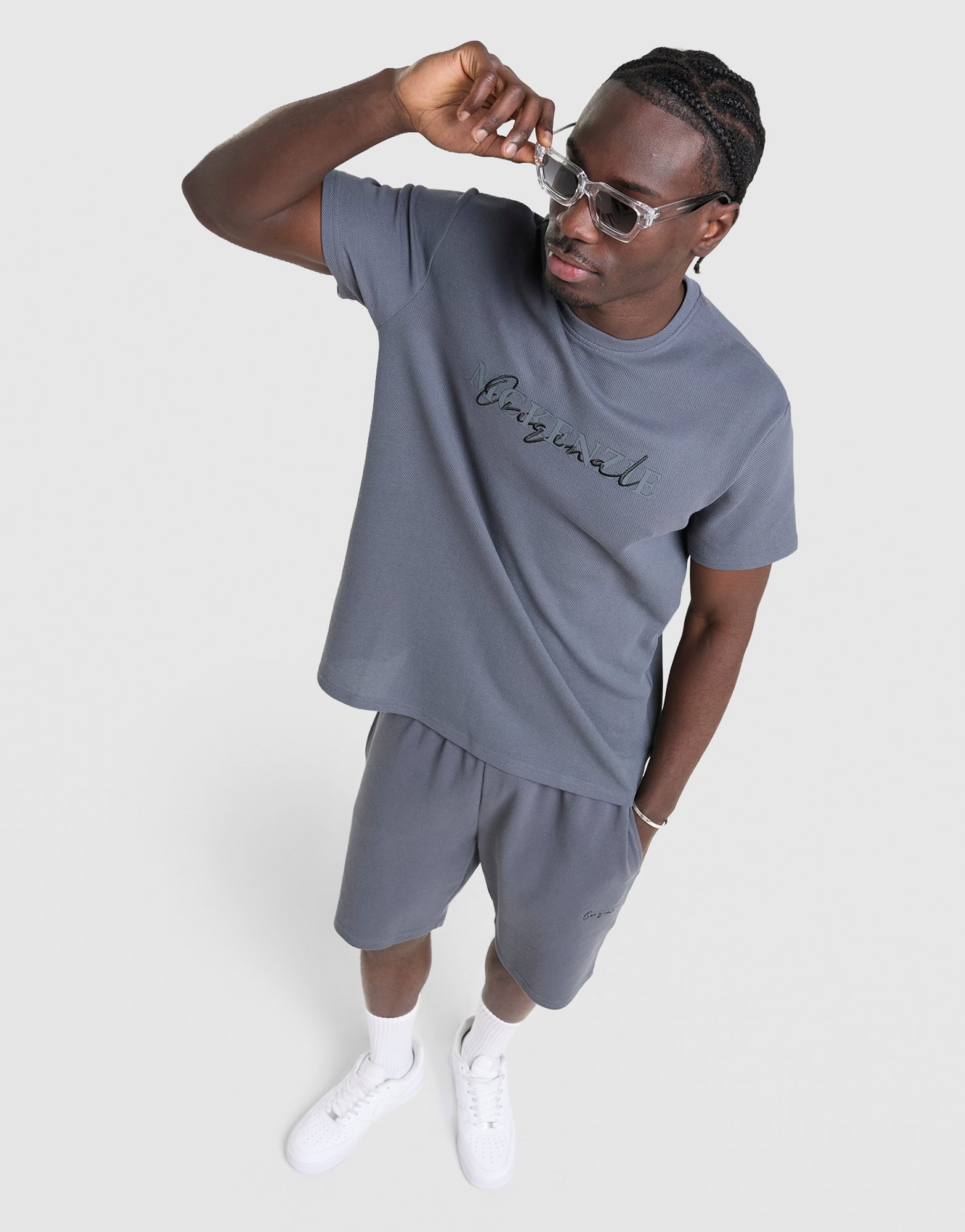 McKenzie Axel T-Shirt