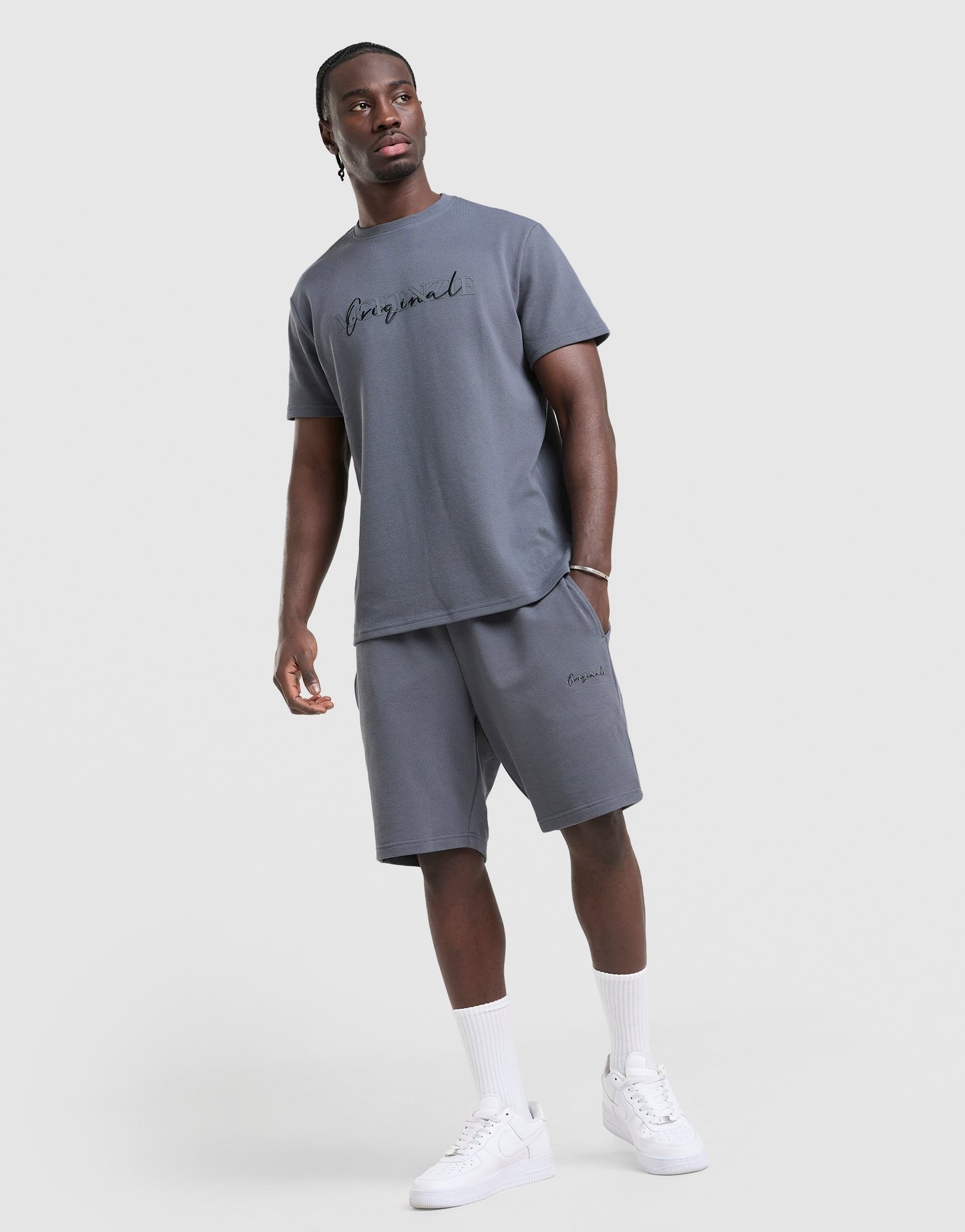 McKenzie Axel T-Shirt