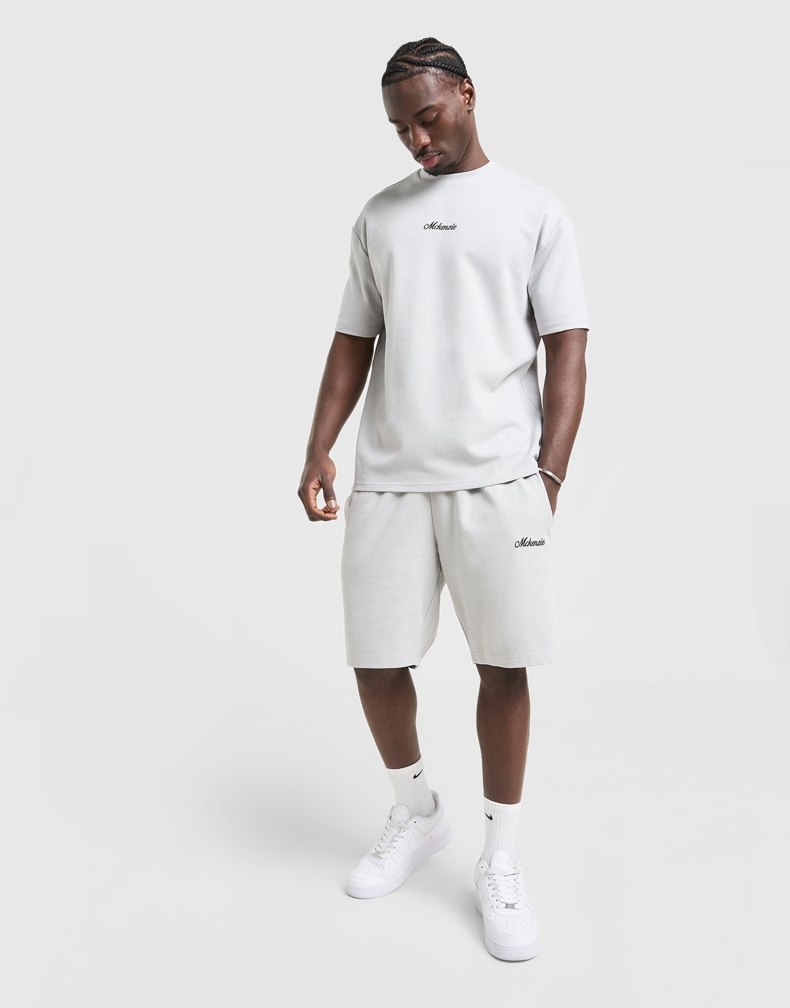 McKenzie Pismo T-Shirt