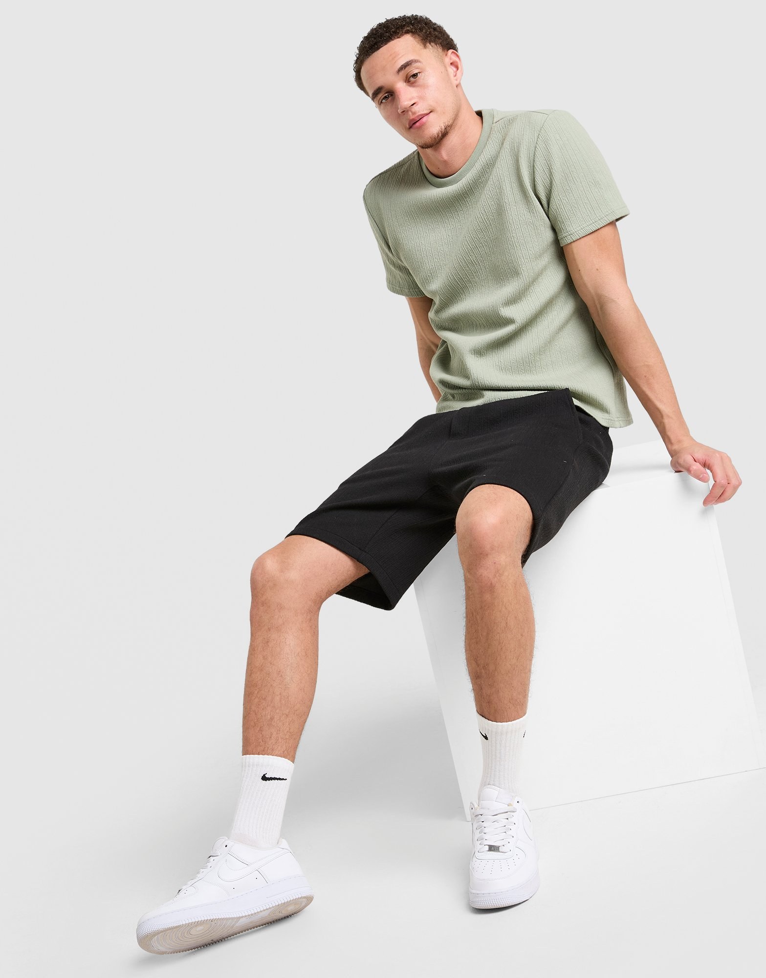 Belier Textured T-Shirt