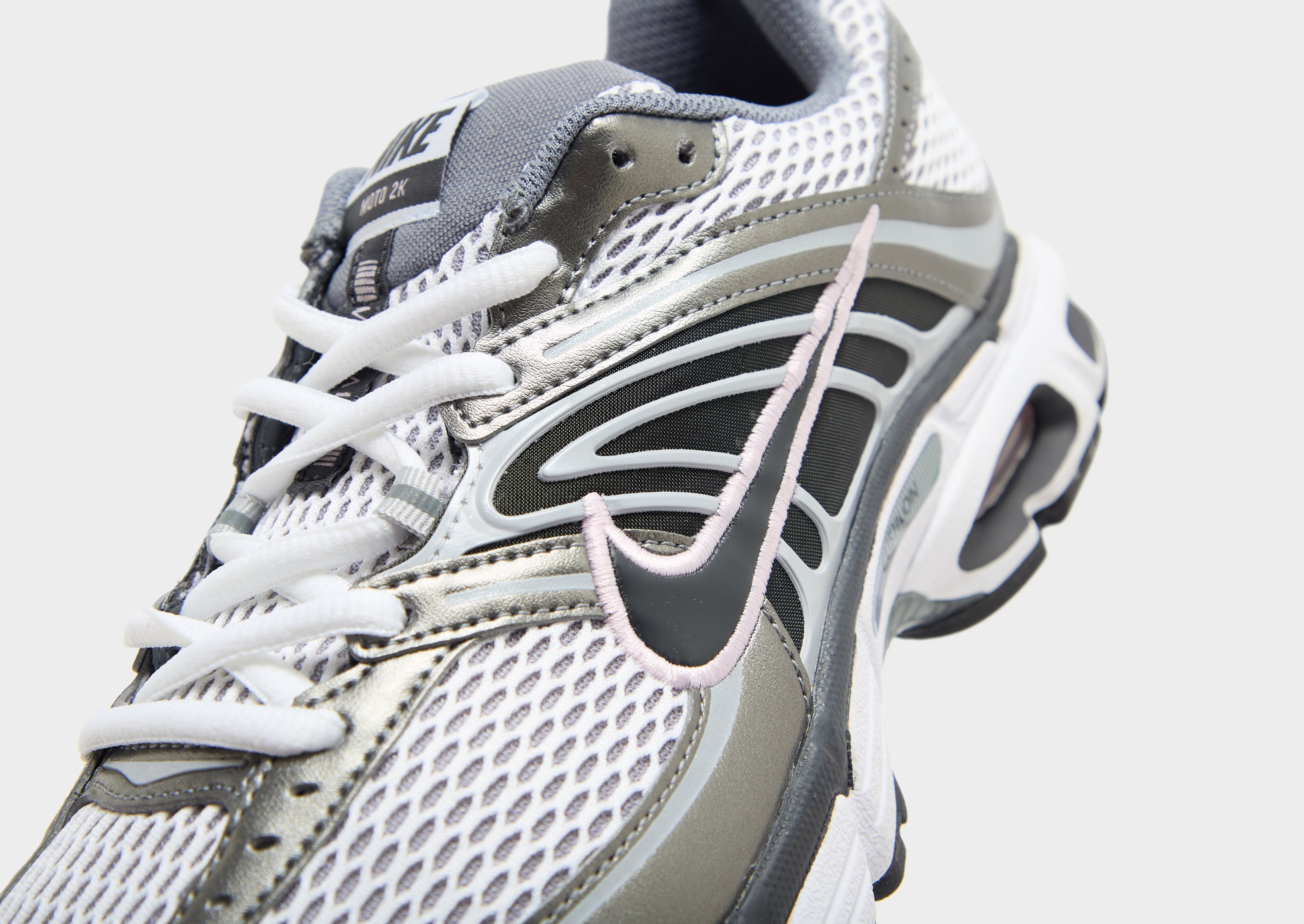 Nike Air Max Moto 2K