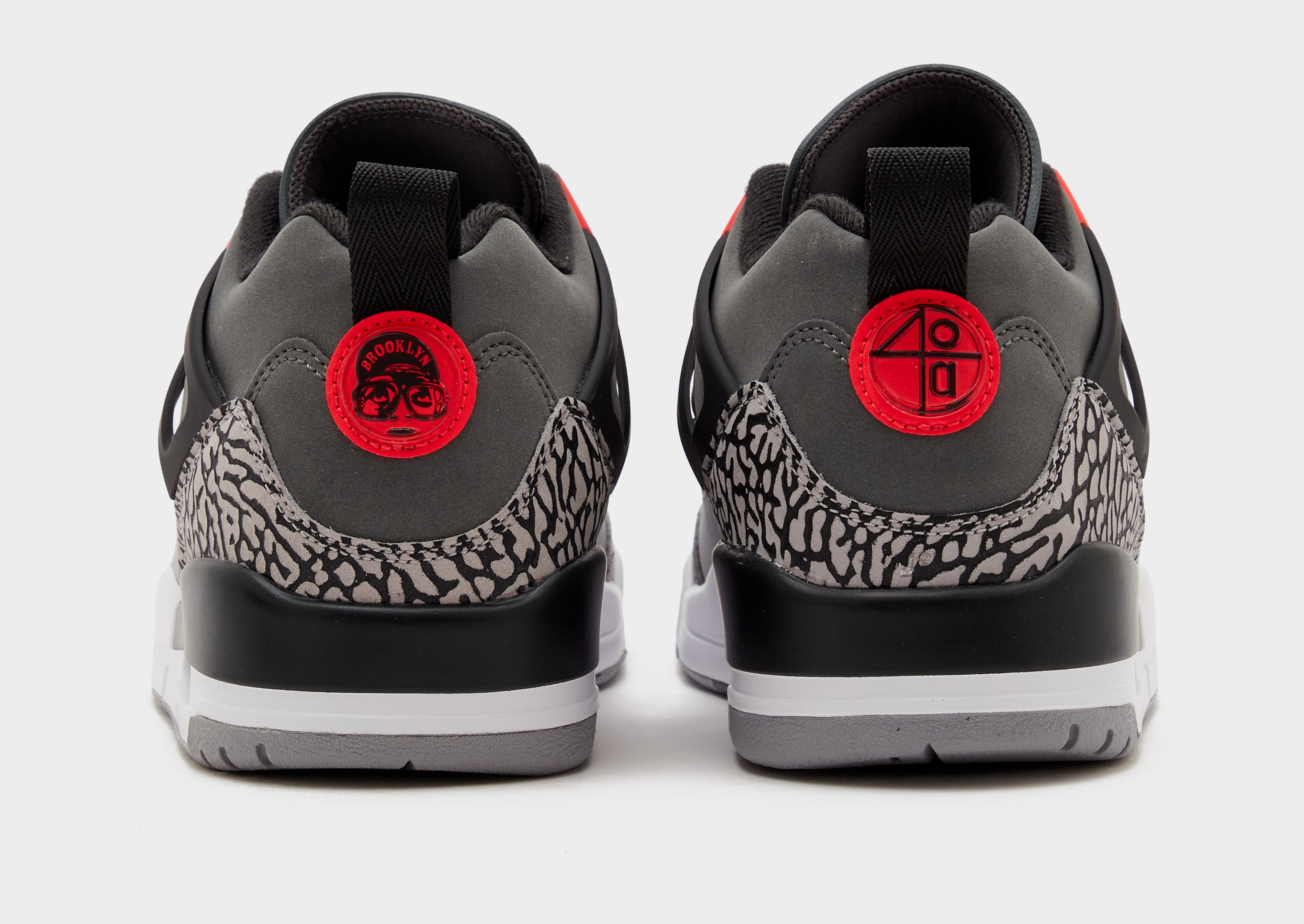 Jordan Spizike Low