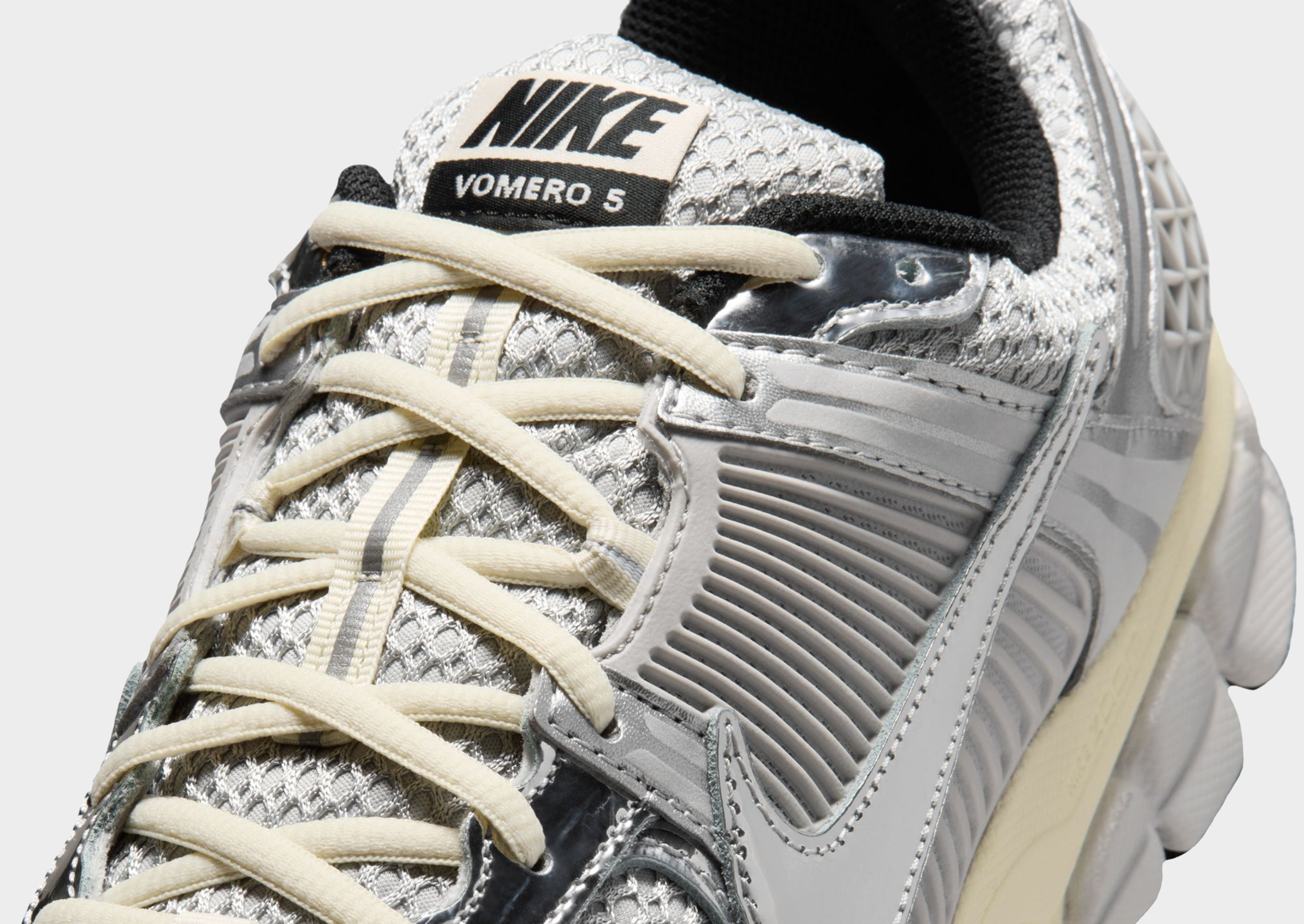 Nike MEN'S SHOES ZOOM VOMERO