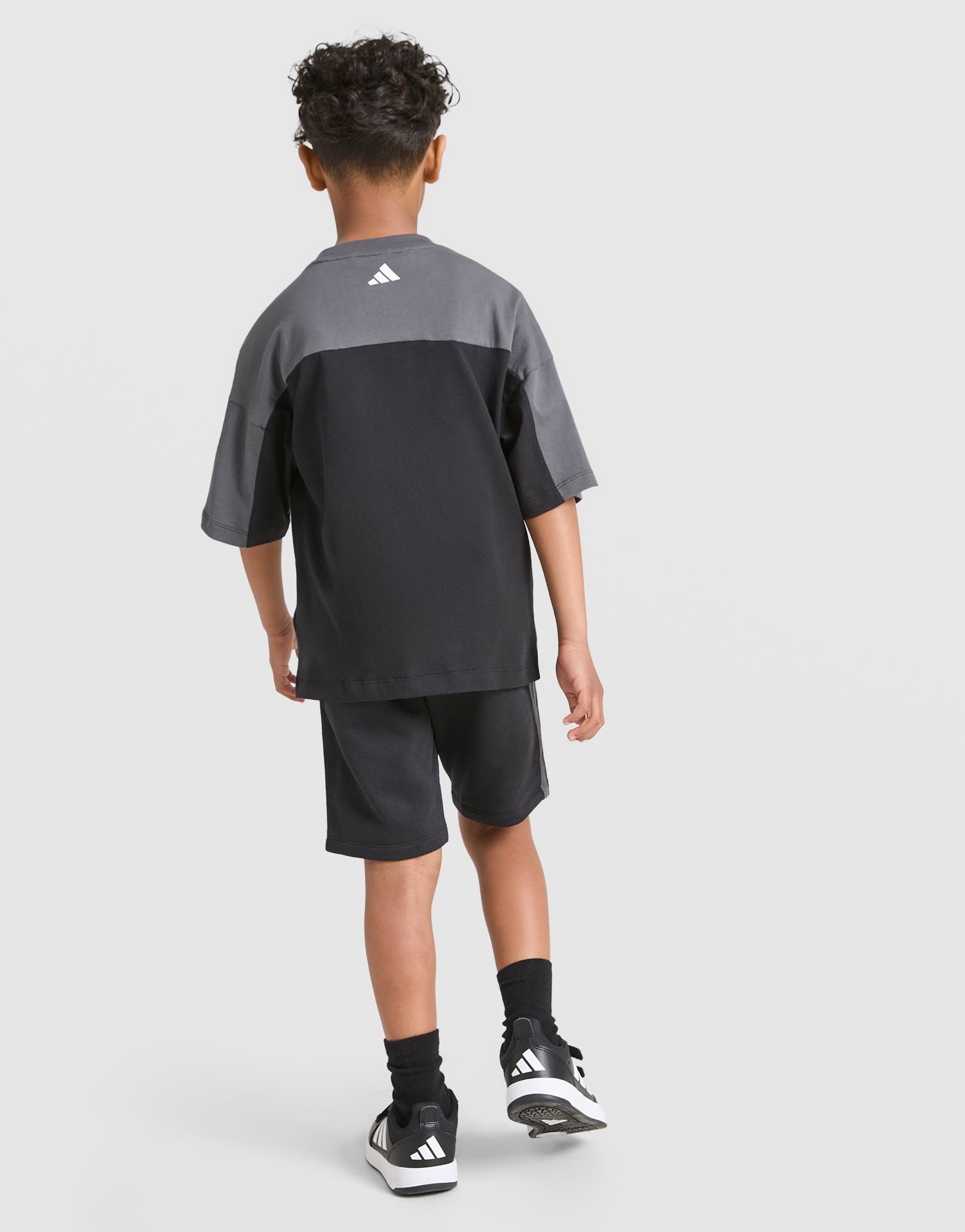 adidas Originals Linear T-Shirt/Shorts Set Children