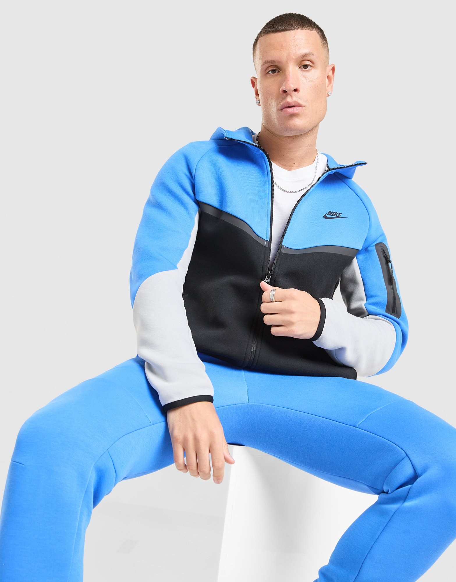Nike Tech Fleece Full Zip Hoodie