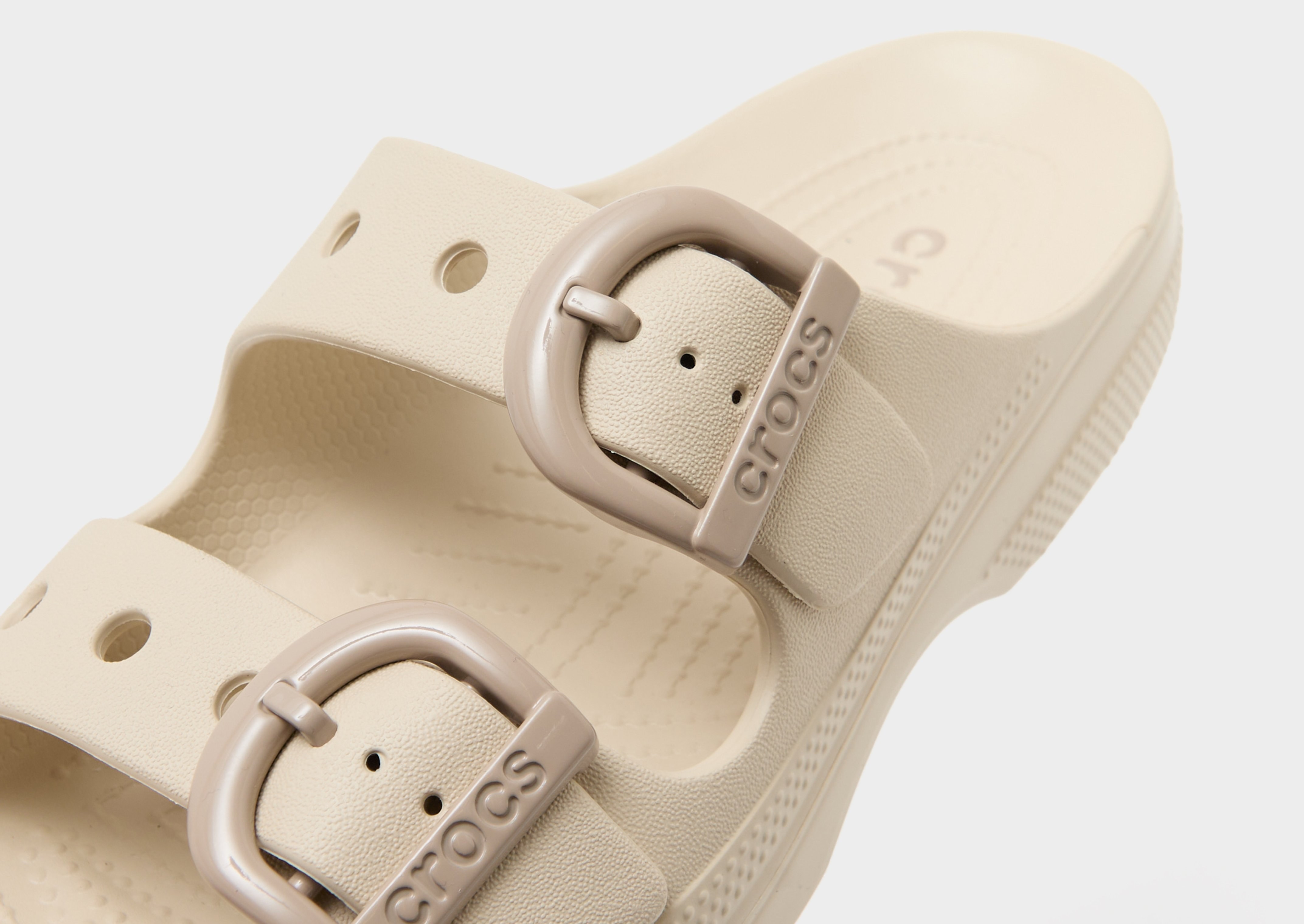 Crocs Saturday Enamel Buckle Sandalen Damen