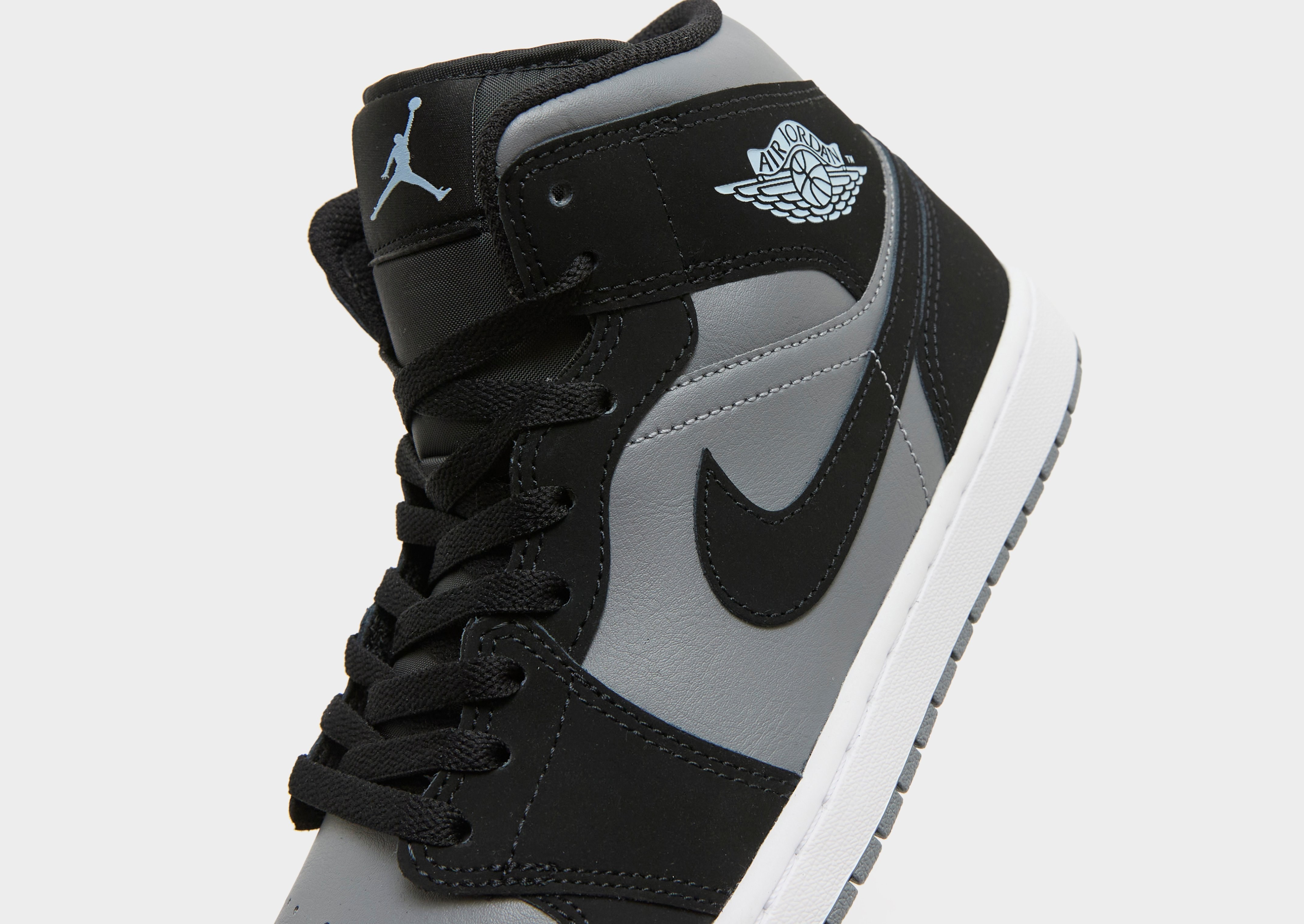 Jordan Air 1 Mid