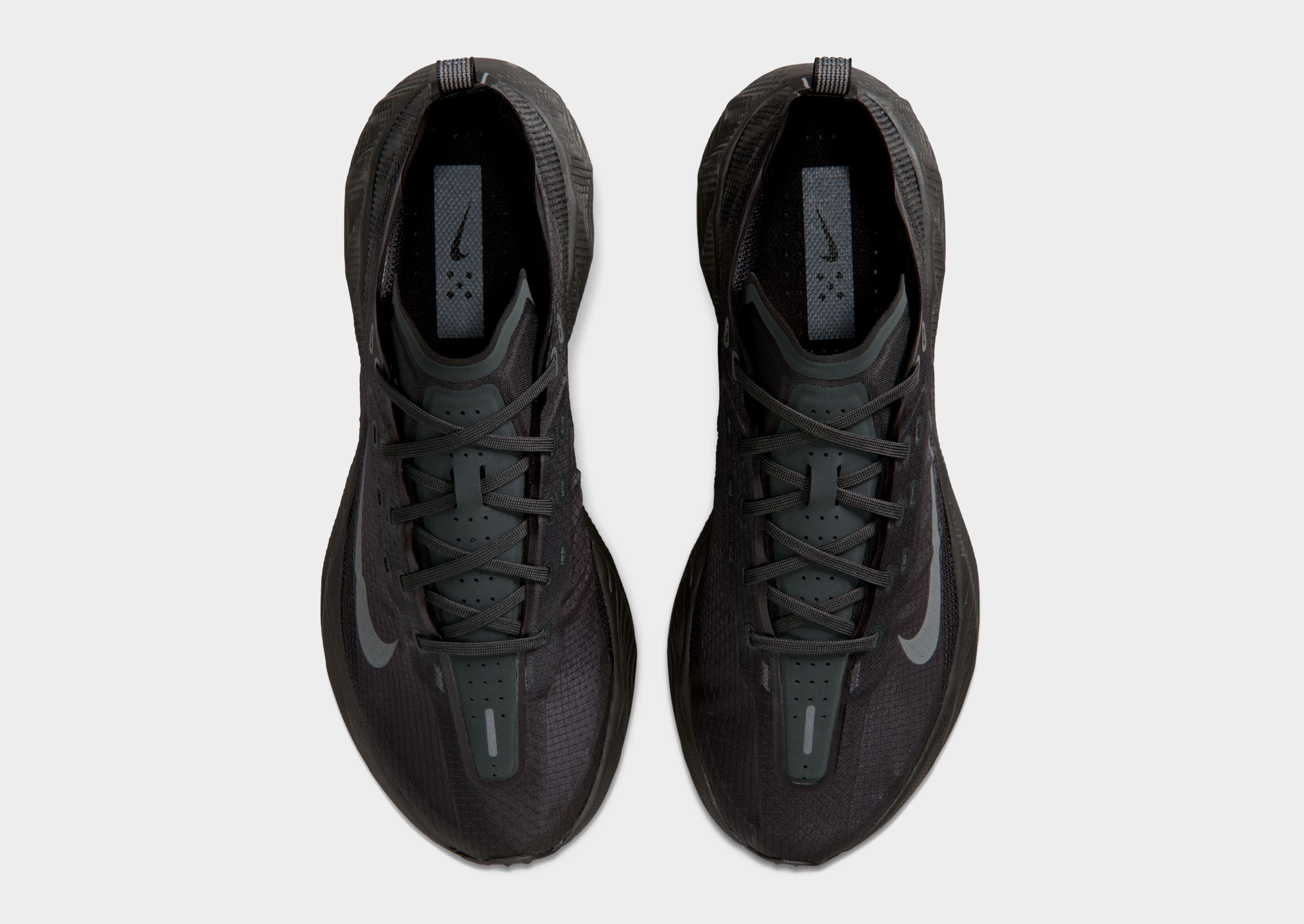 Nike AVA X