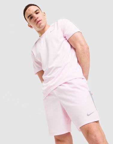 Nike Challenger 7" Shorts