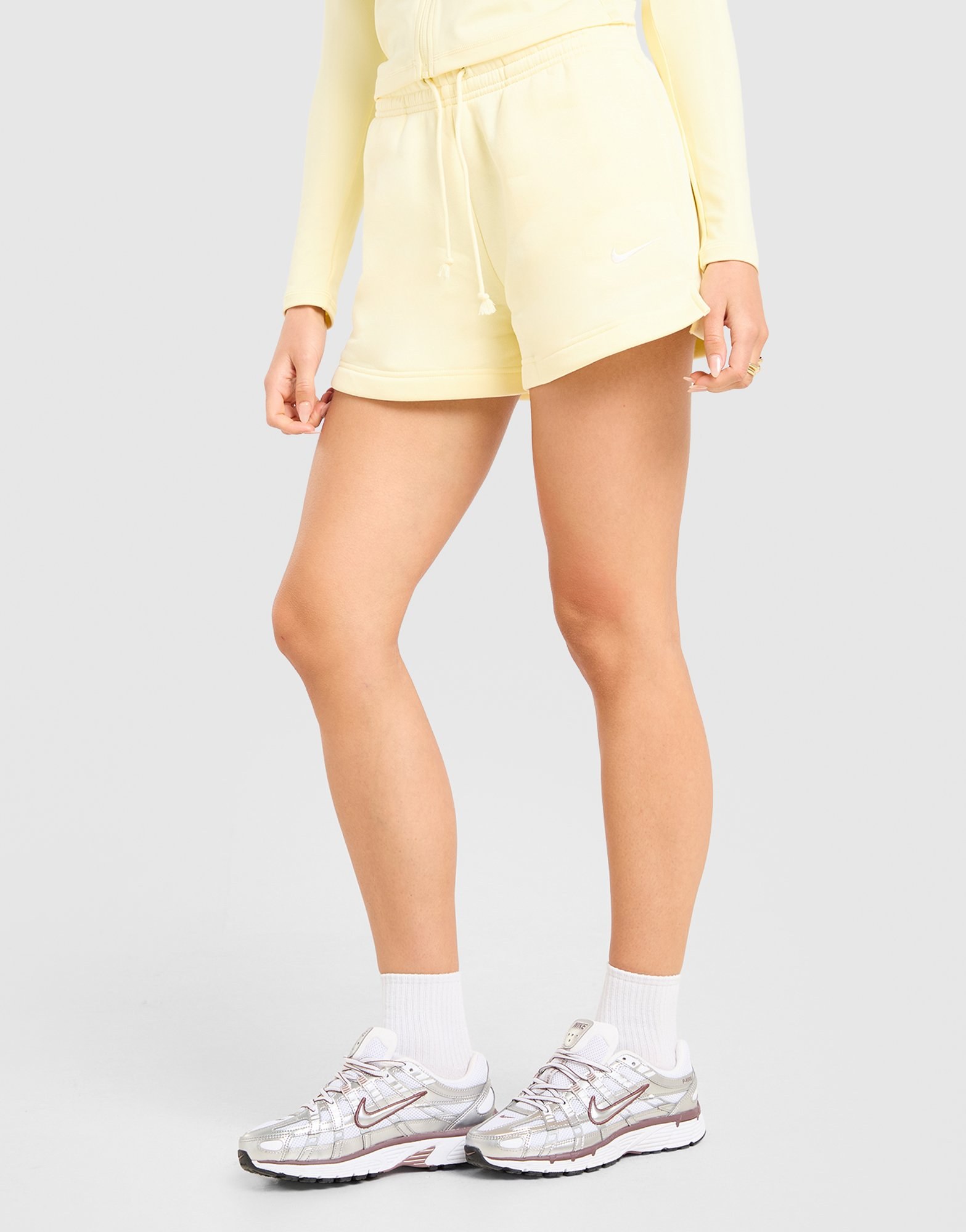 Nike Phoenix Fleece 4" Shorts