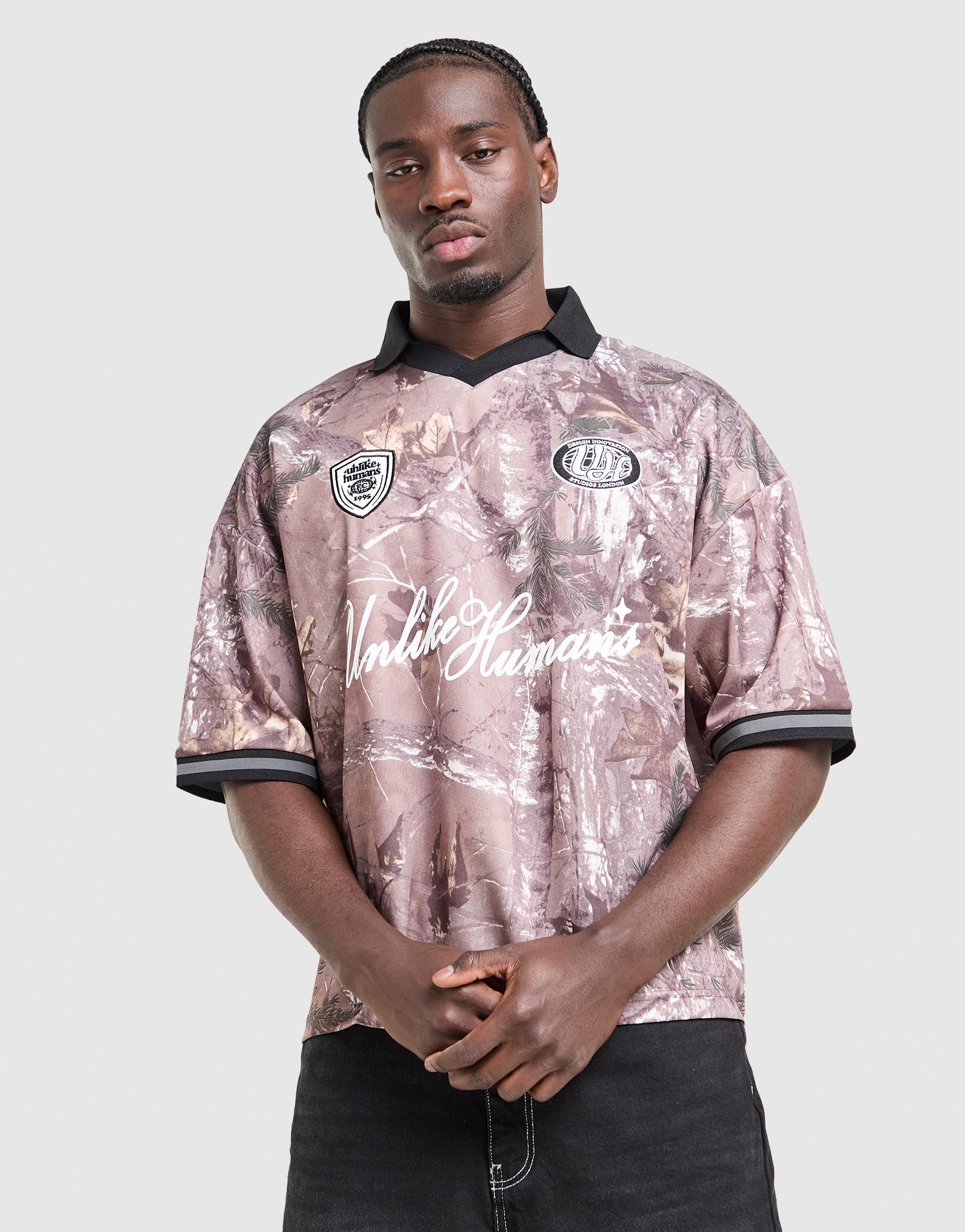 Unlike Humans Savis Fußball T-Shirt
