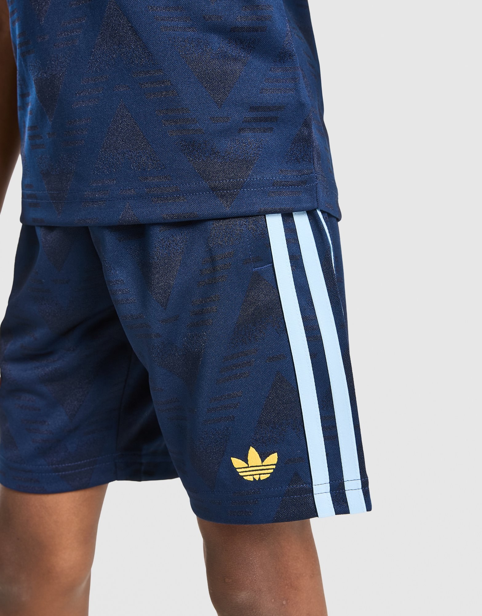 adidas Originals Football T-Shirt/Shorts Set Children