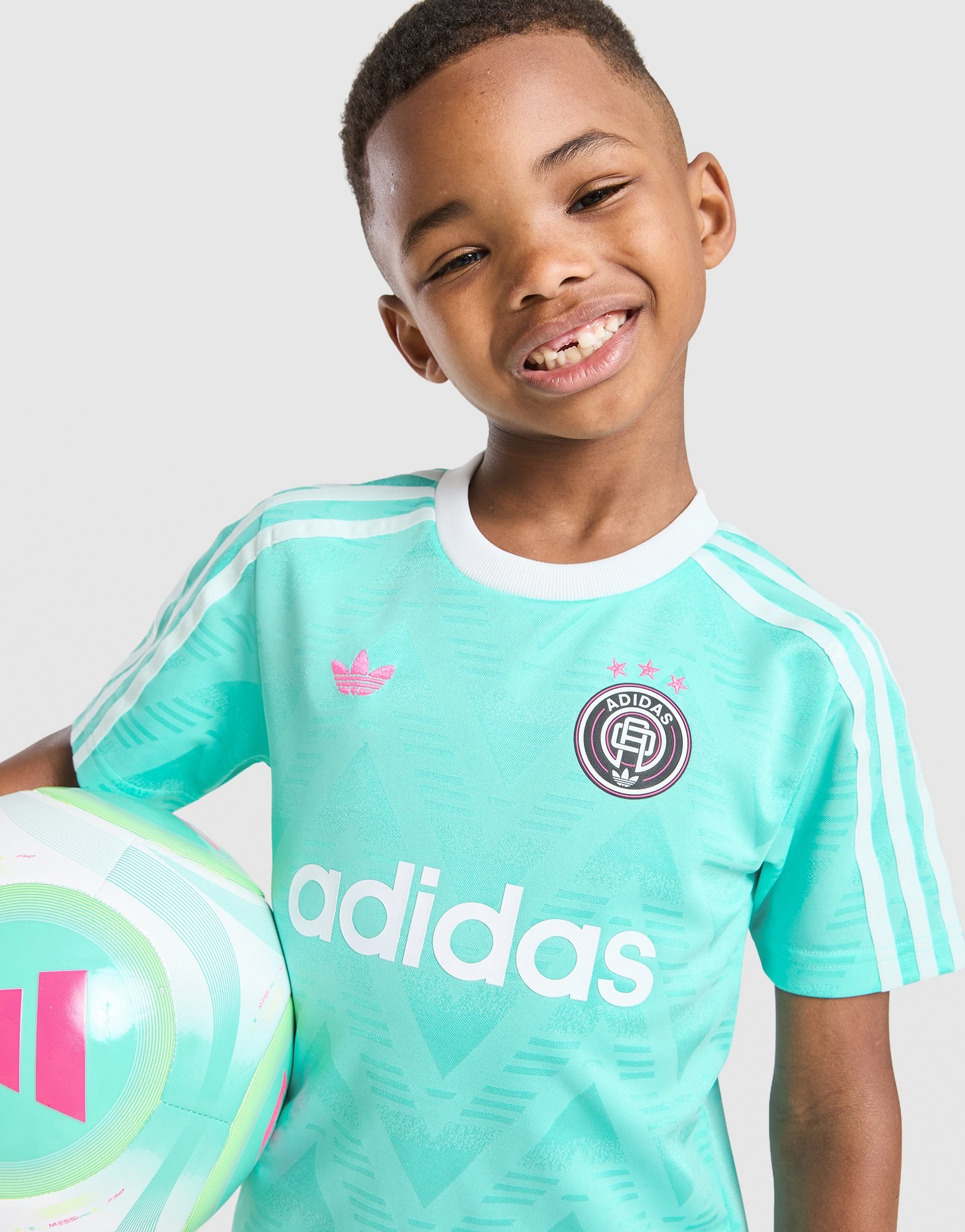 adidas Originals Football T-Shirt/Shorts Set Children
