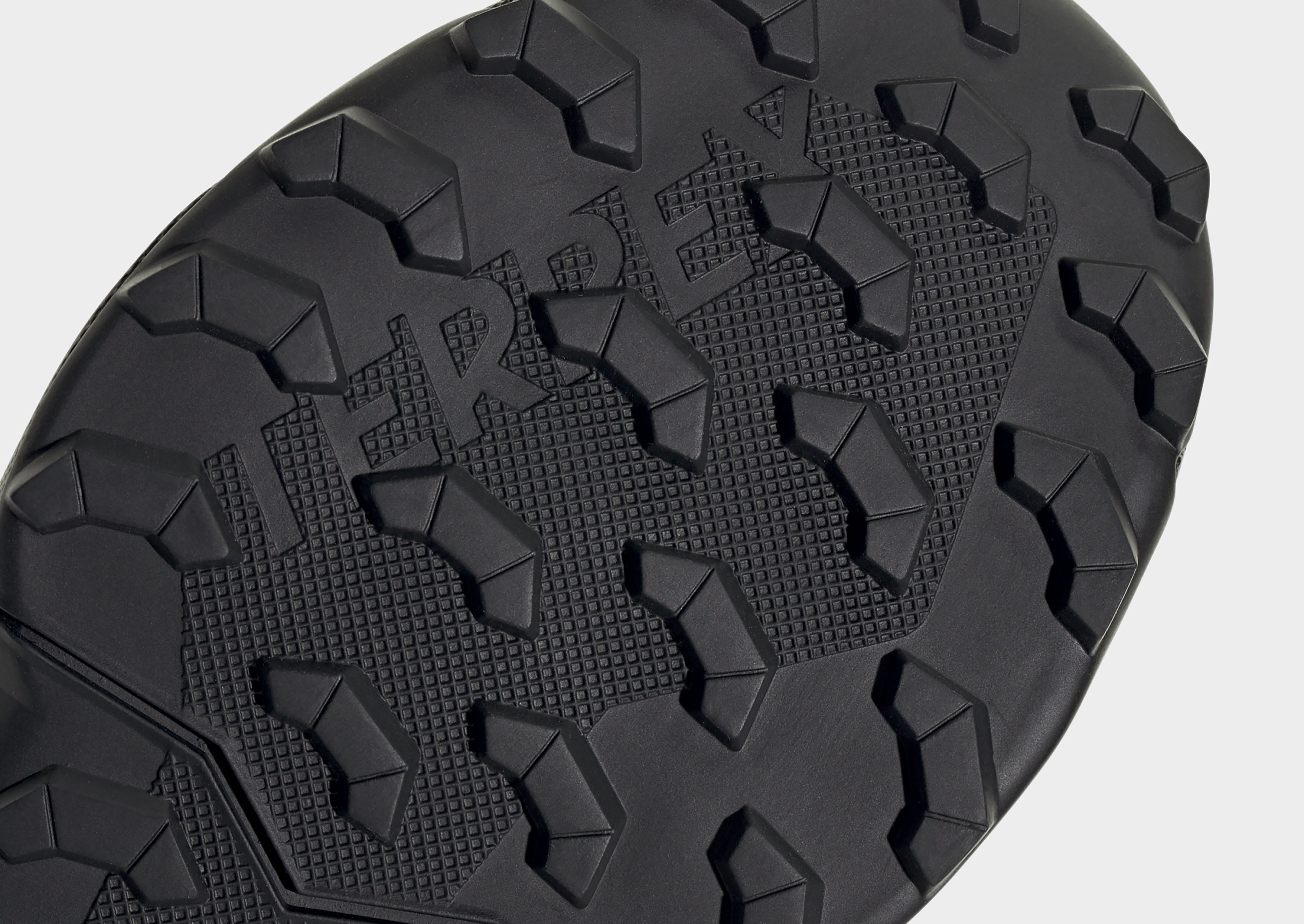 adidas TERREX AX4r Wanderschuh