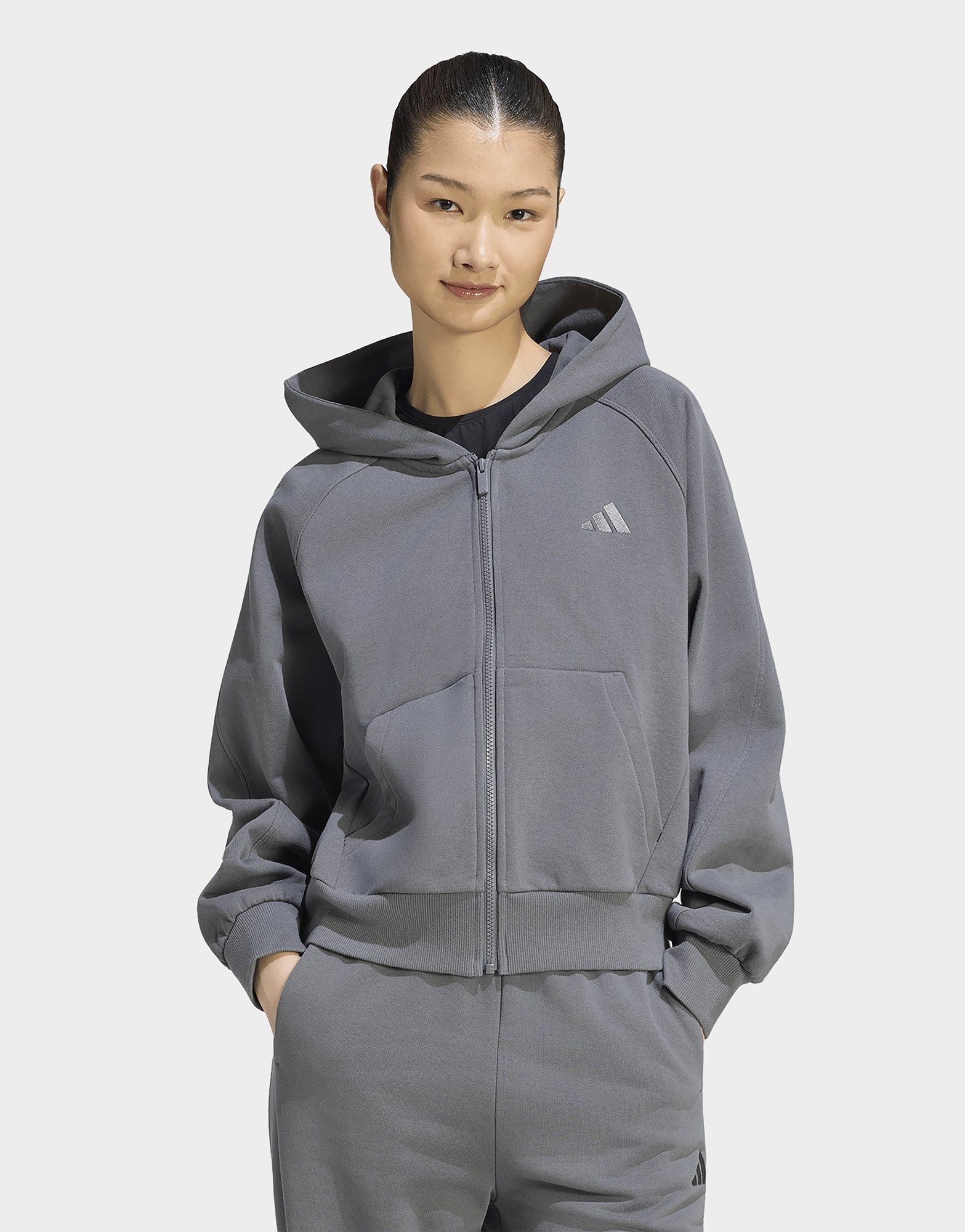 adidas Kit Kapuzenjacke, Kleines Logo