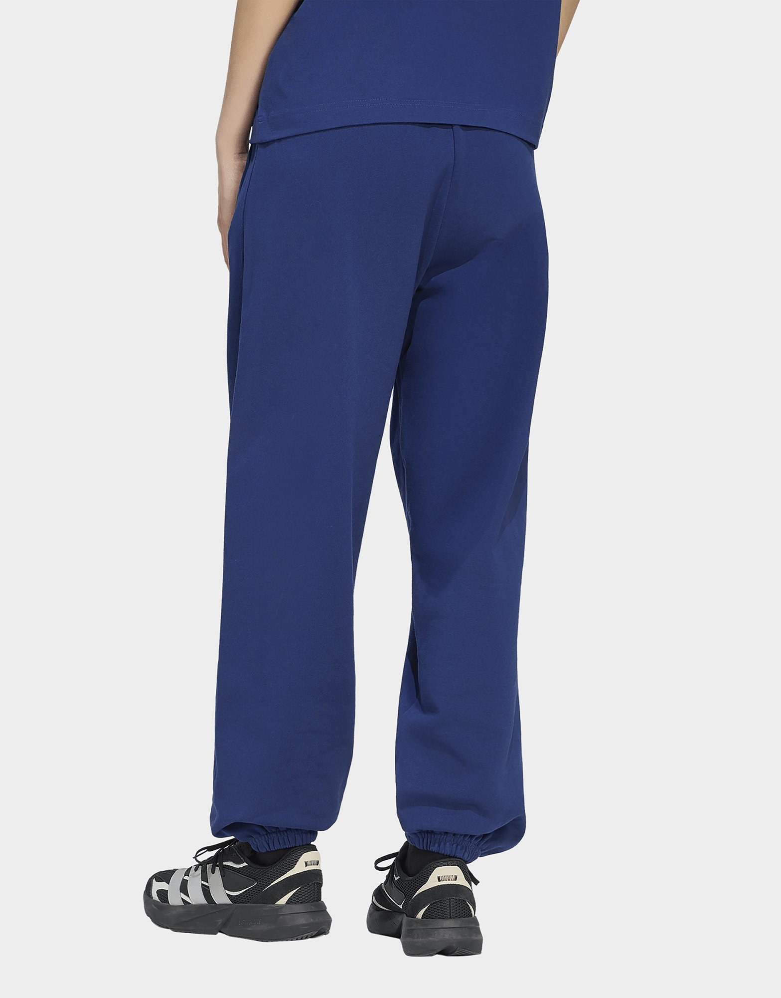 adidas Kit Hose, Locker Geschnitten, Bündchen, Kleines Logo
