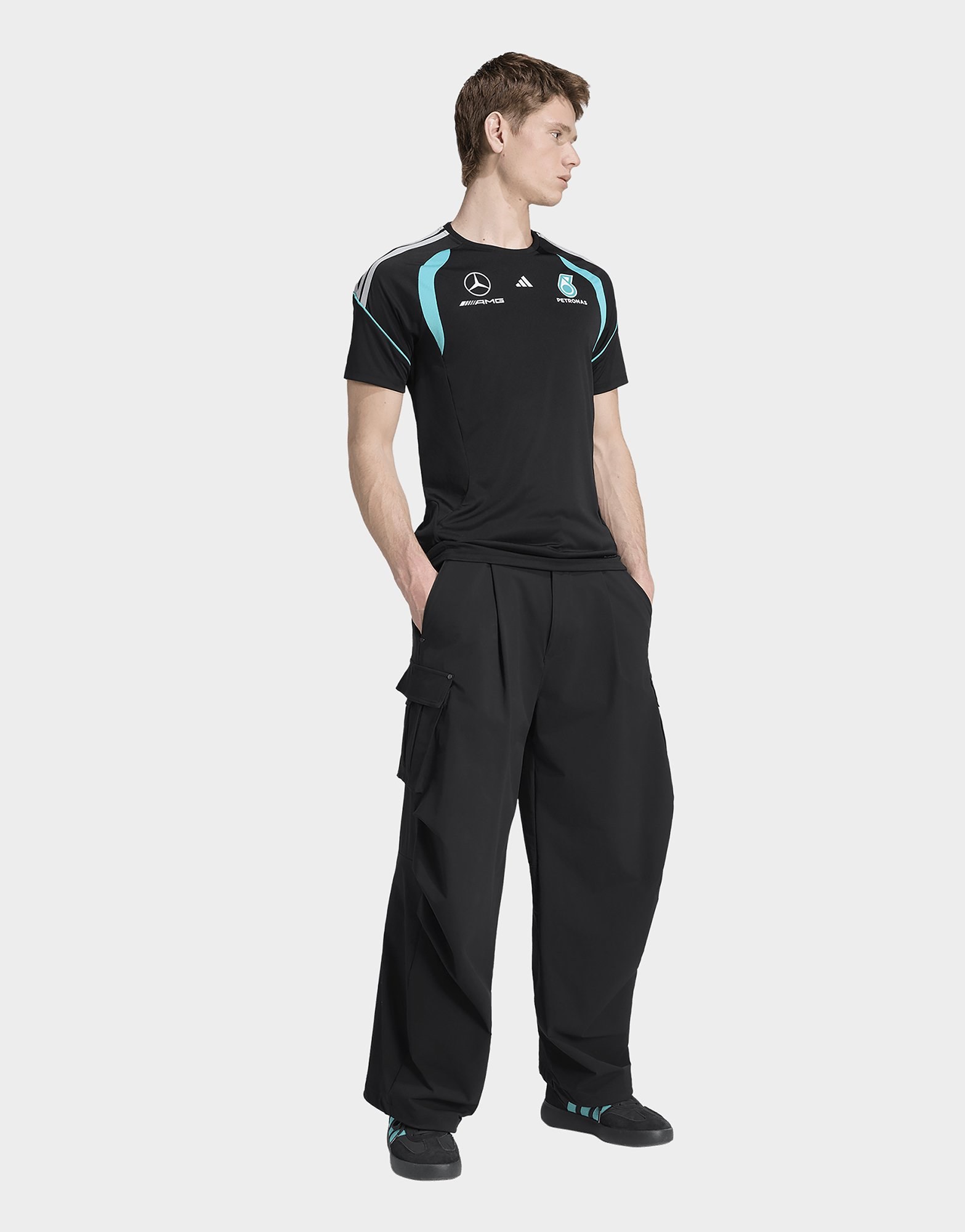 adidas Mercedes - Amg Petronas Formula 1 Team Mechanics Trikot