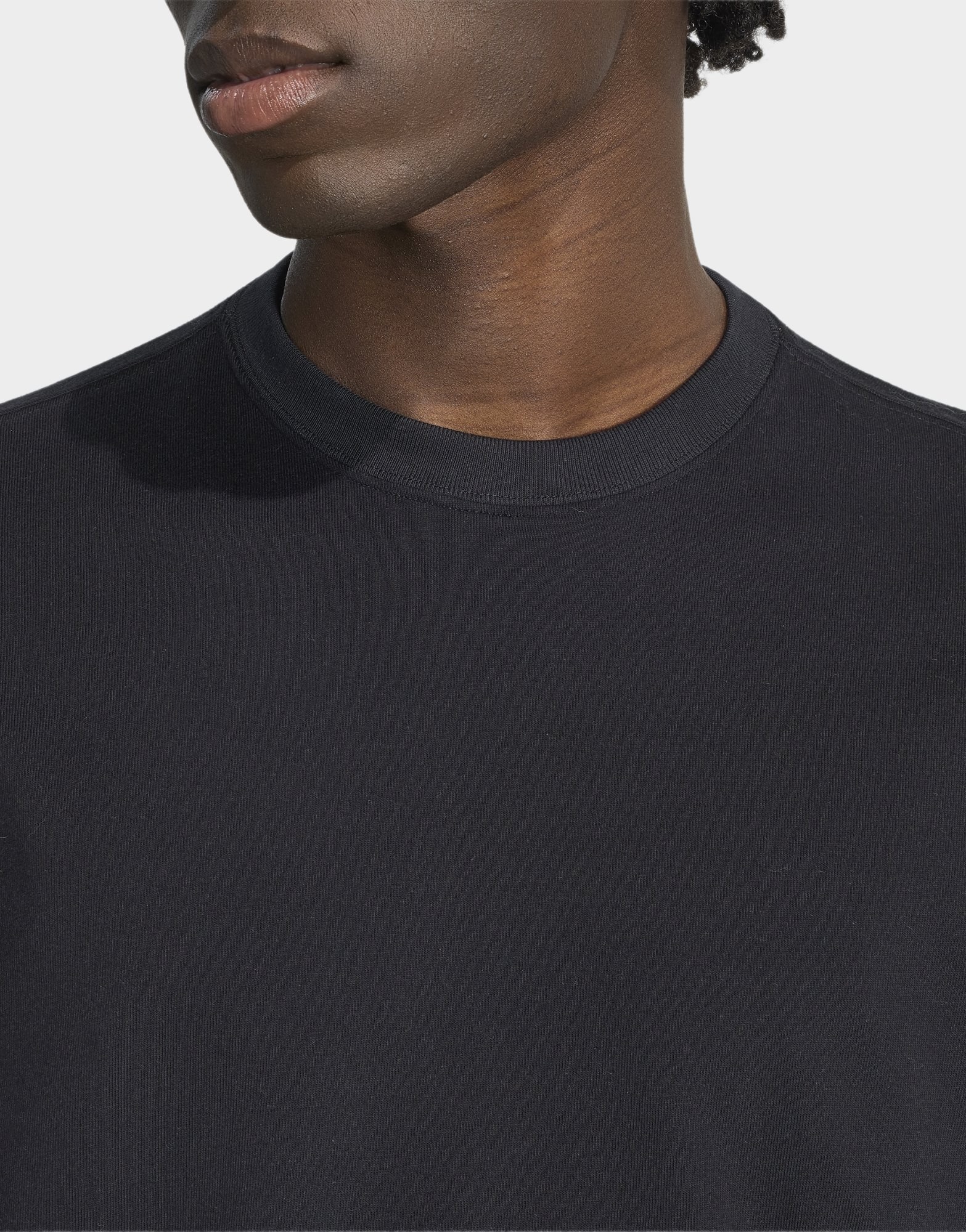 adidas PETER MOORE T-SHIRT