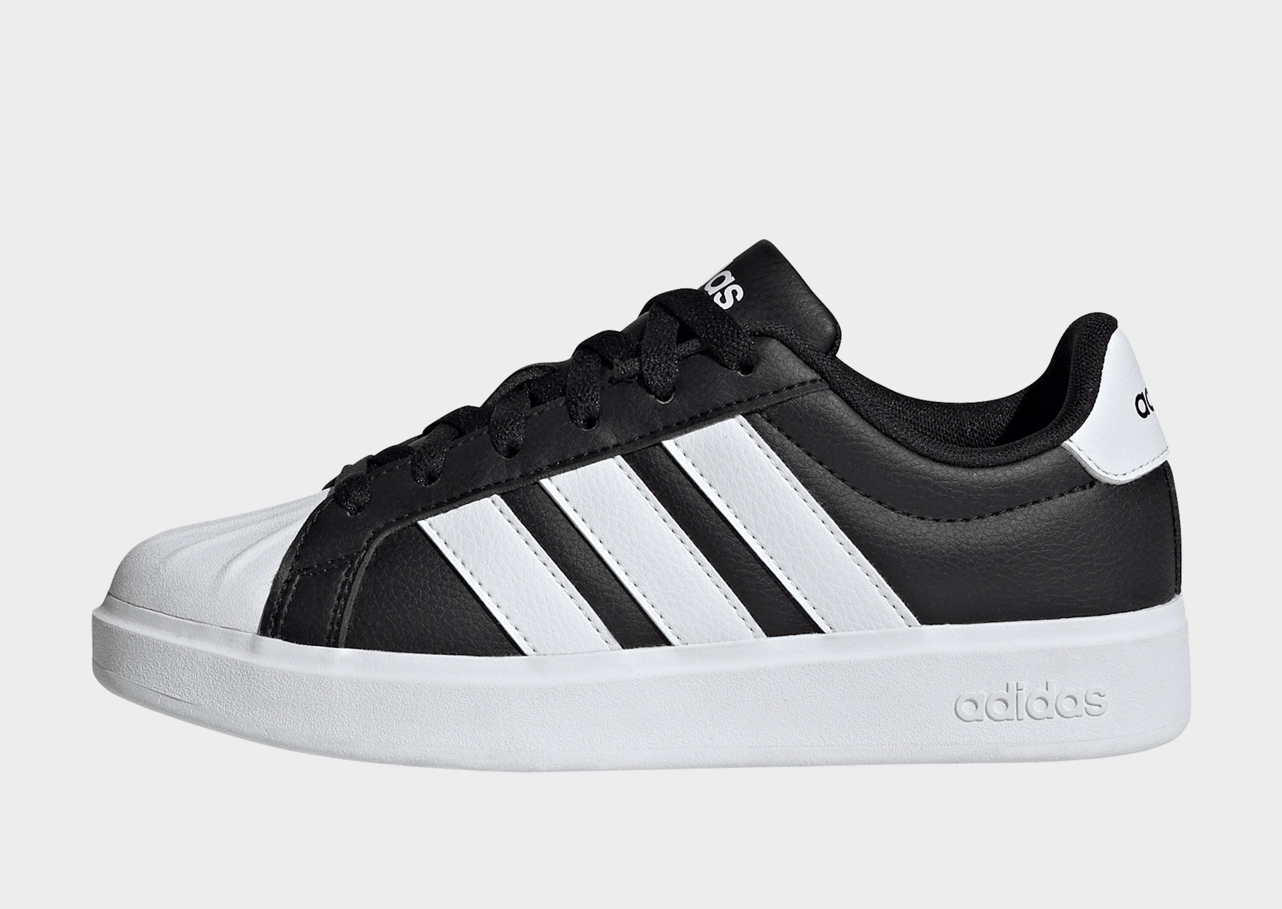 adidas Streettalk