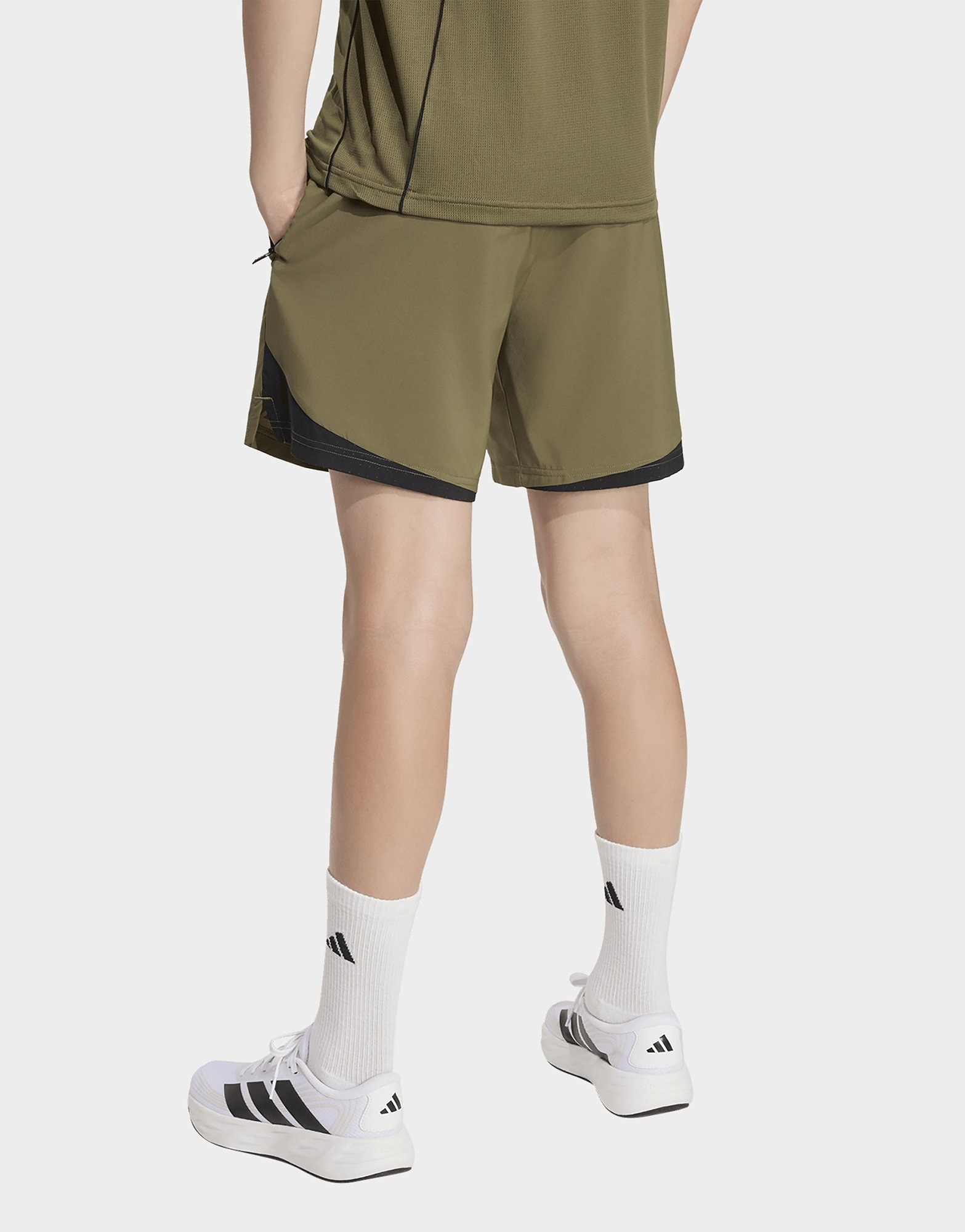 adidas TECH APPAREL SHORTS