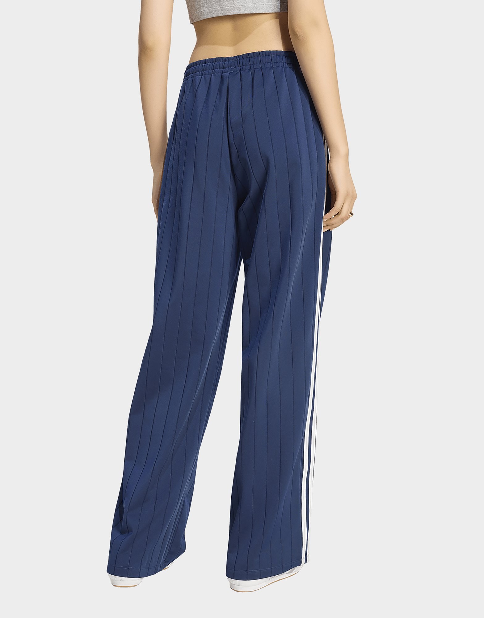 adidas Originals Firebird Trainingshose, Nadelstreifen, Locker Geschnitten