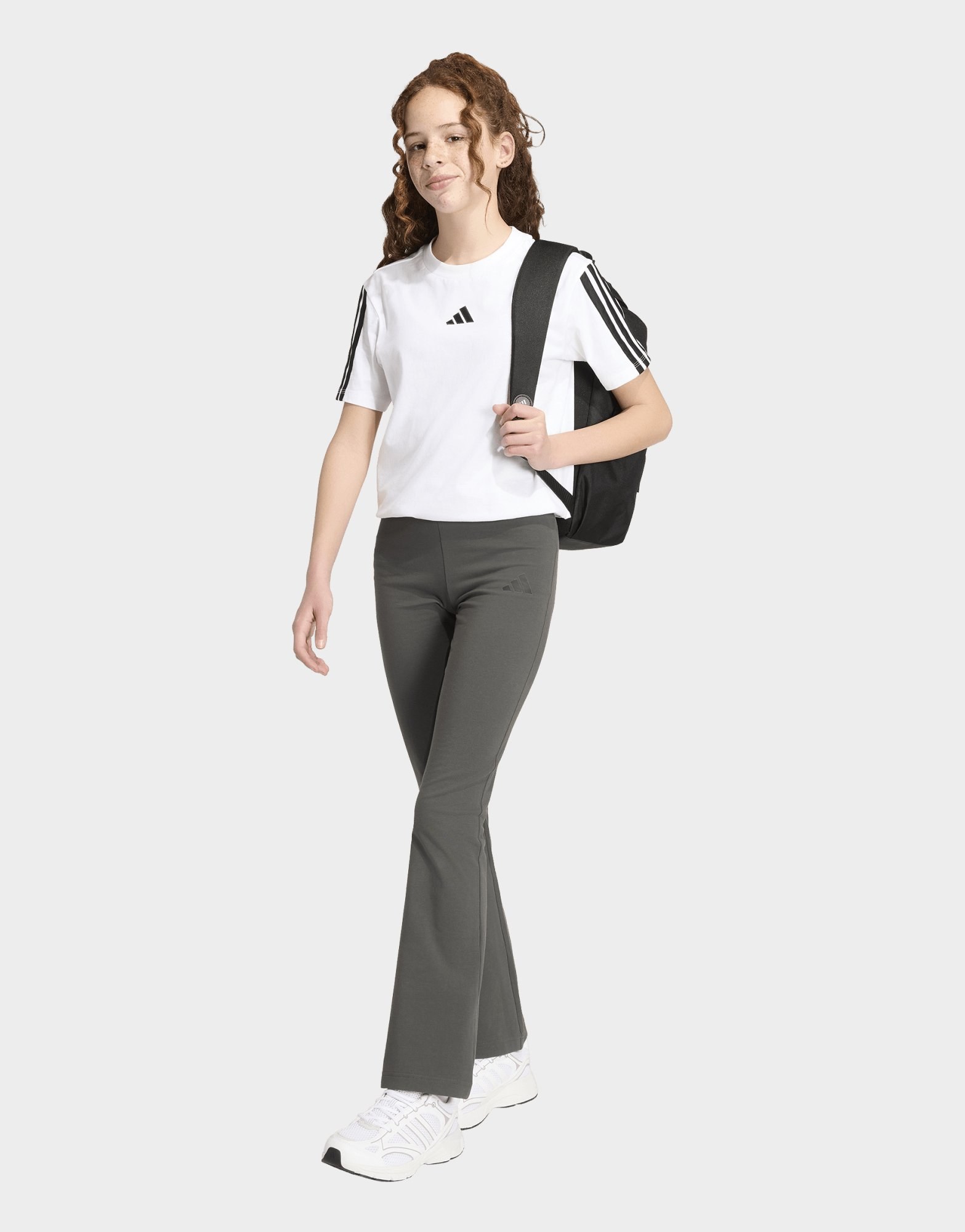 adidas ESSENTIALS LEGGINGS, AUSGESTELLTES BEIN