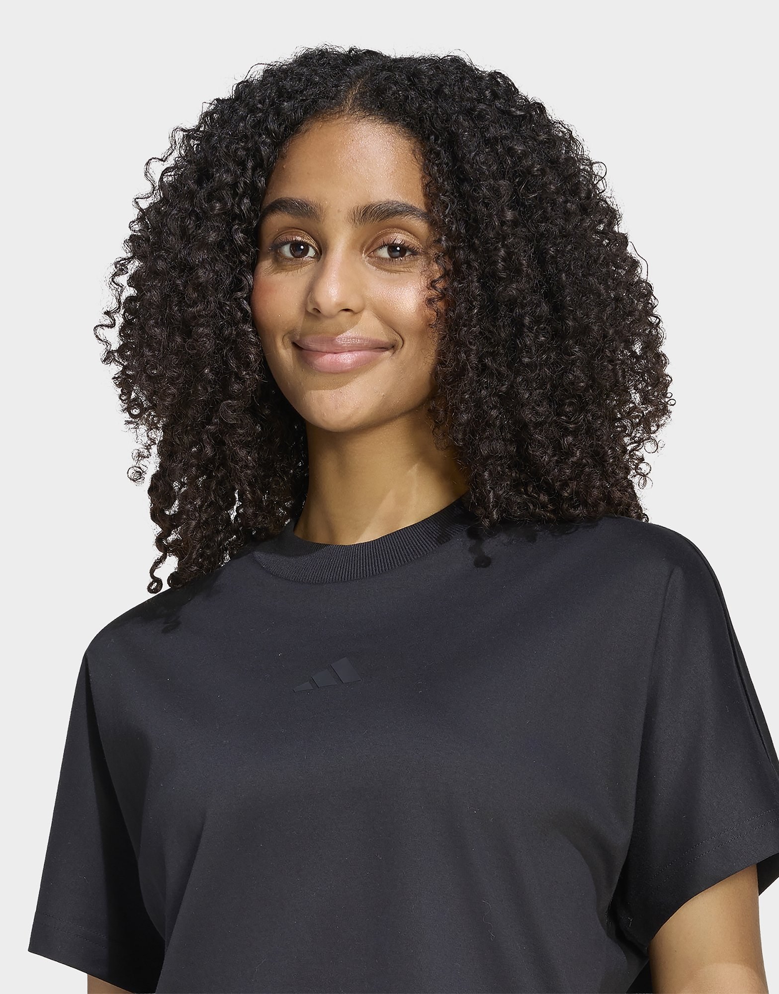adidas Soft Lux Lockeres T-shirt