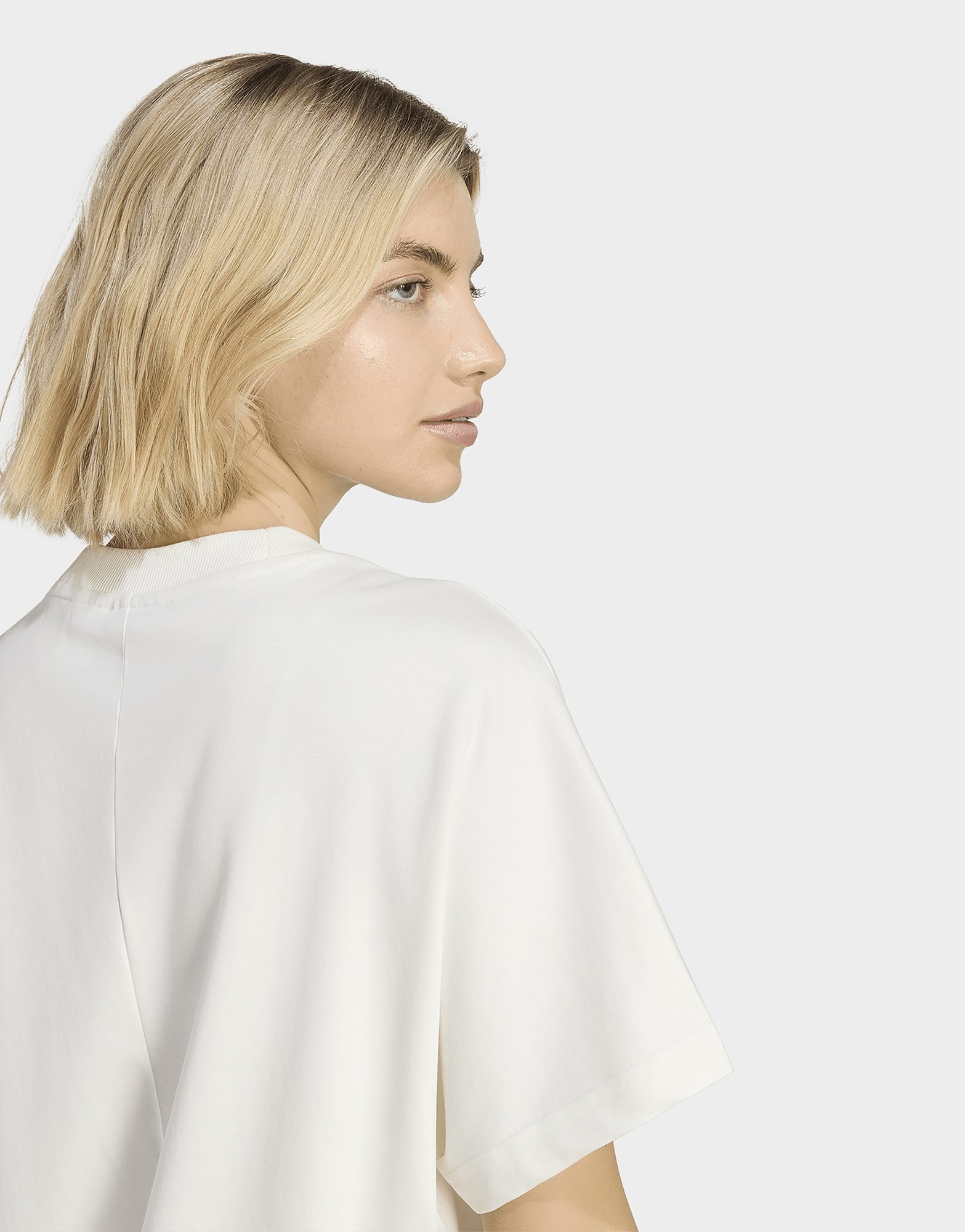 adidas Soft Lux Lockeres T-shirt