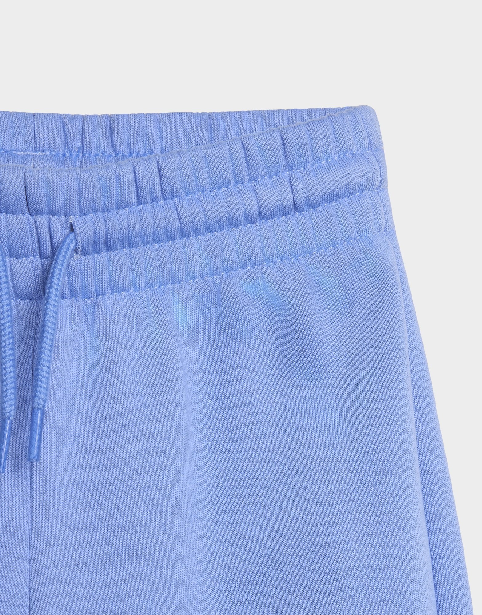 adidas JOGGINGANZUG MIT RUNDHALSAUSSCHNITT, LOCKER GESCHNITTEN
