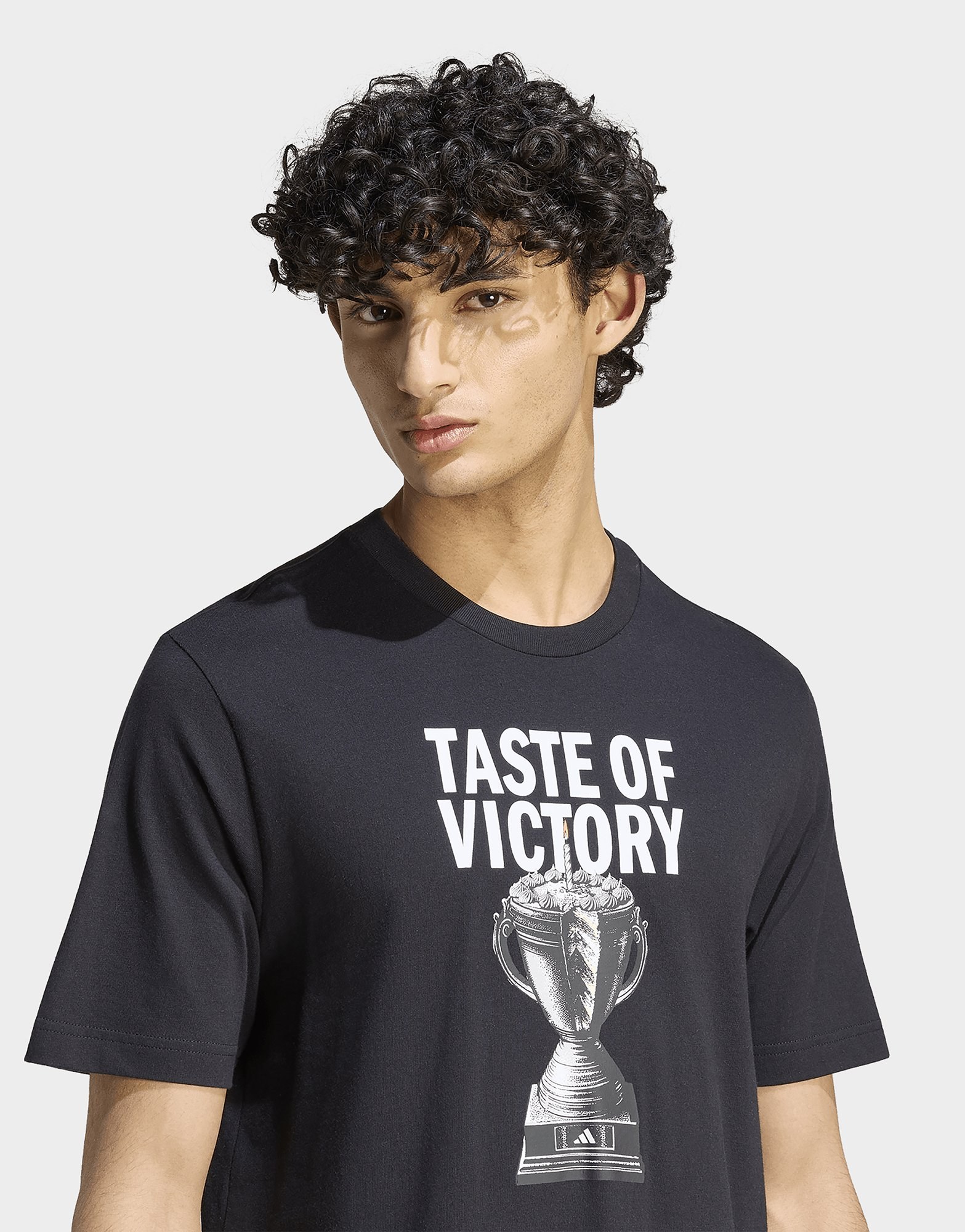 adidas Taste Of Victory Cake Grafik T-shirt