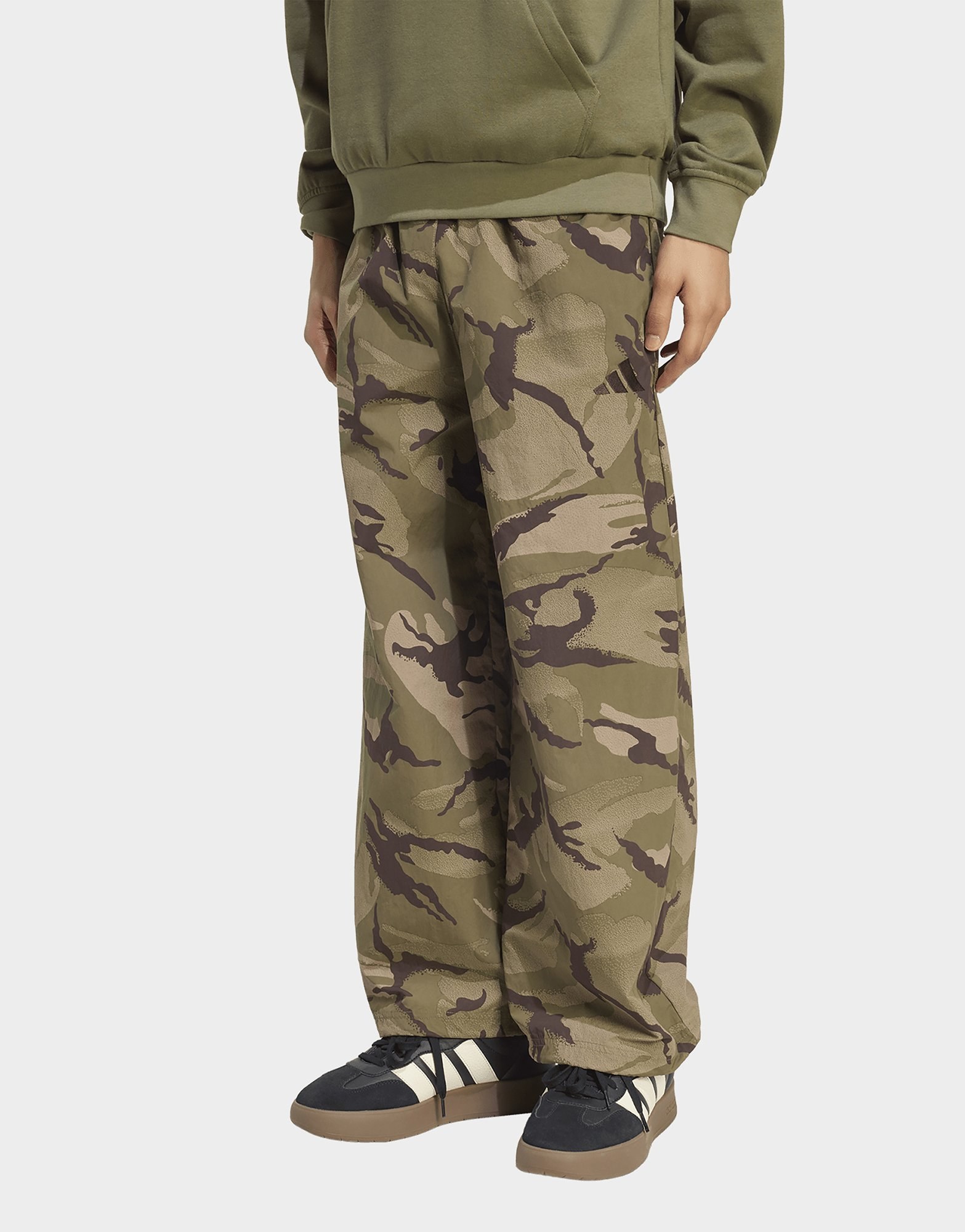 adidas Seasonal Essentials Parachute-hose, Gewebt, Camo